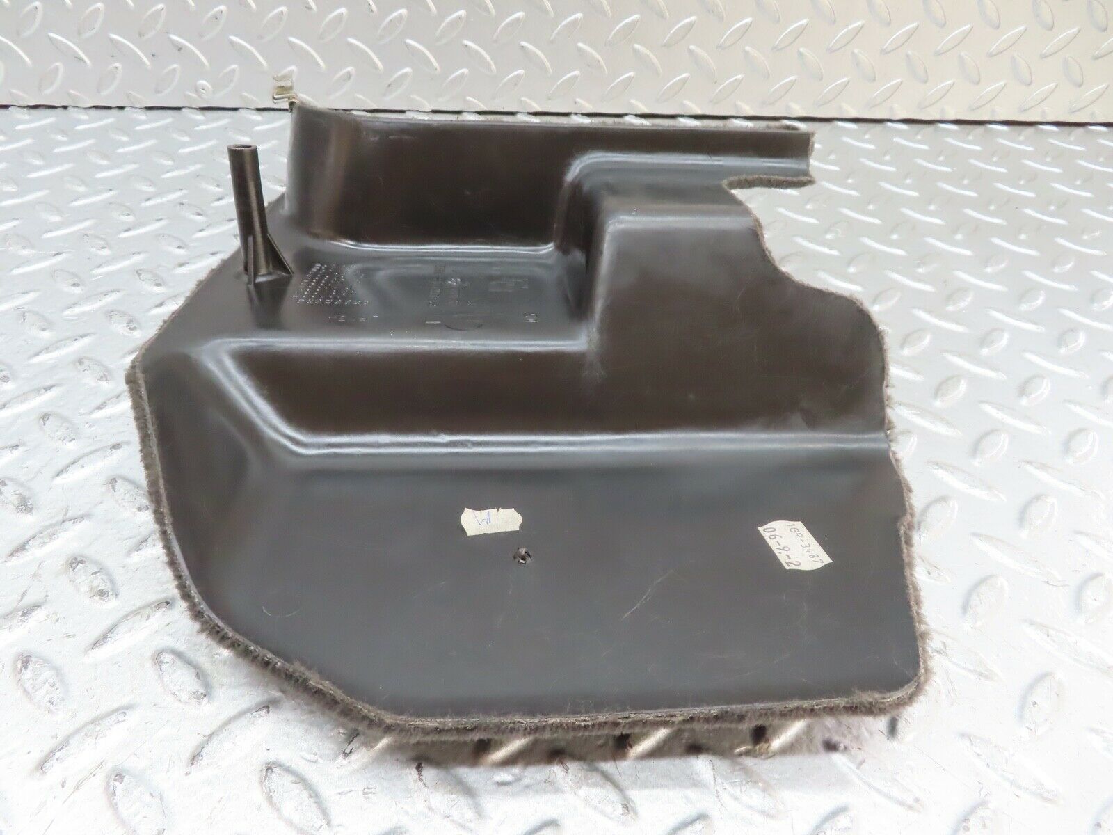 19430 Mercedes-Benz C140 CL420 Coupe Front Right Kick Panel Grey 1406800480