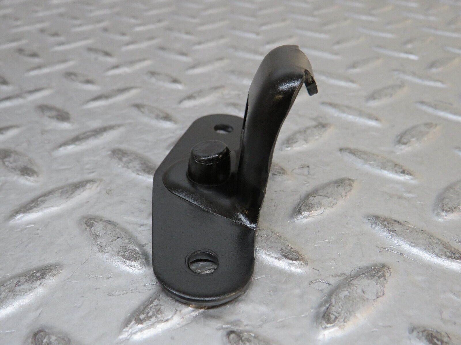 28797 Mercedes-Benz W123 230E Trunk Lock Latch 1237580150