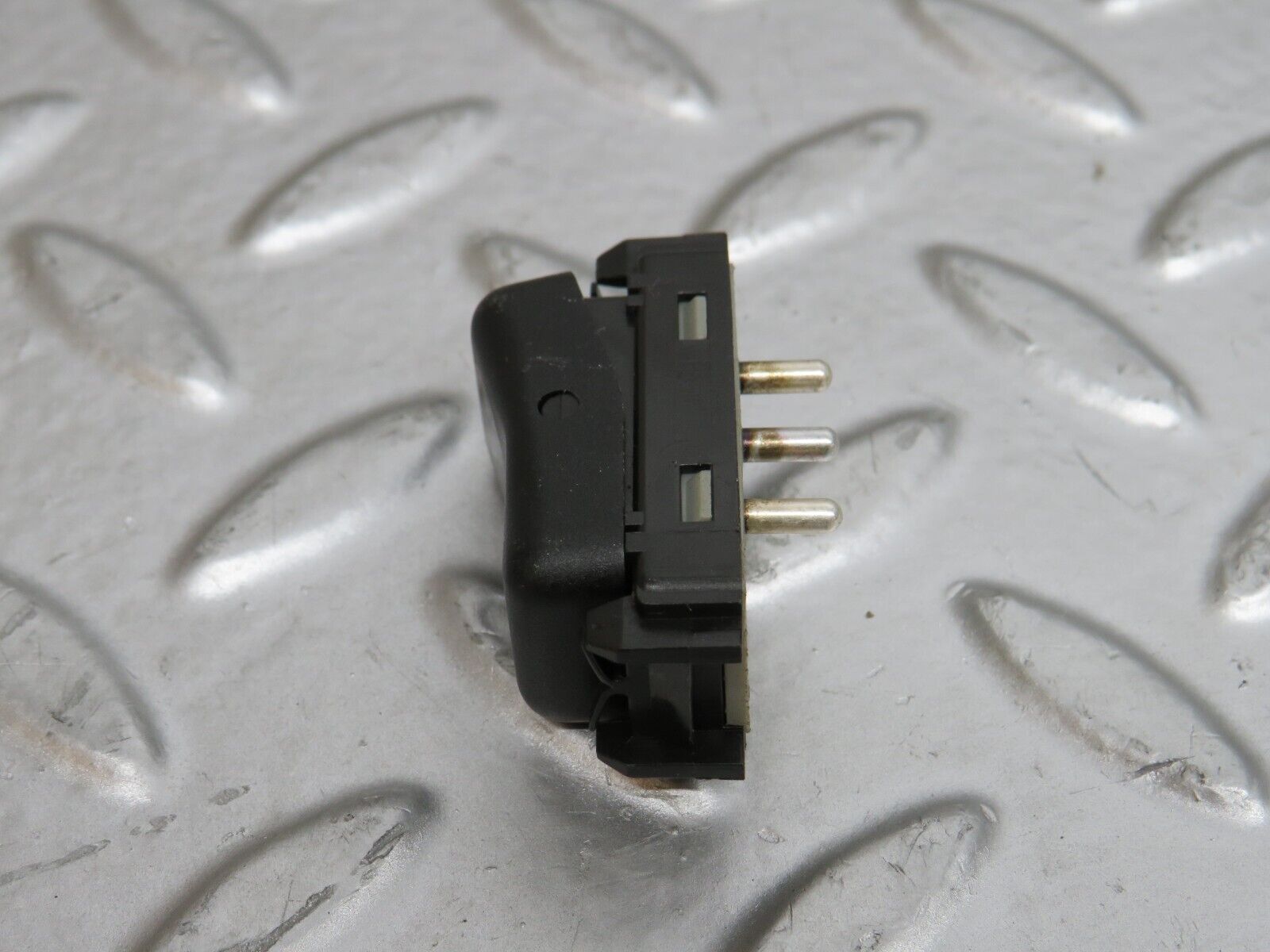 29180 Mercedes-Benz C124 320CE Coupe Interior Dome Light Switch 1248209810