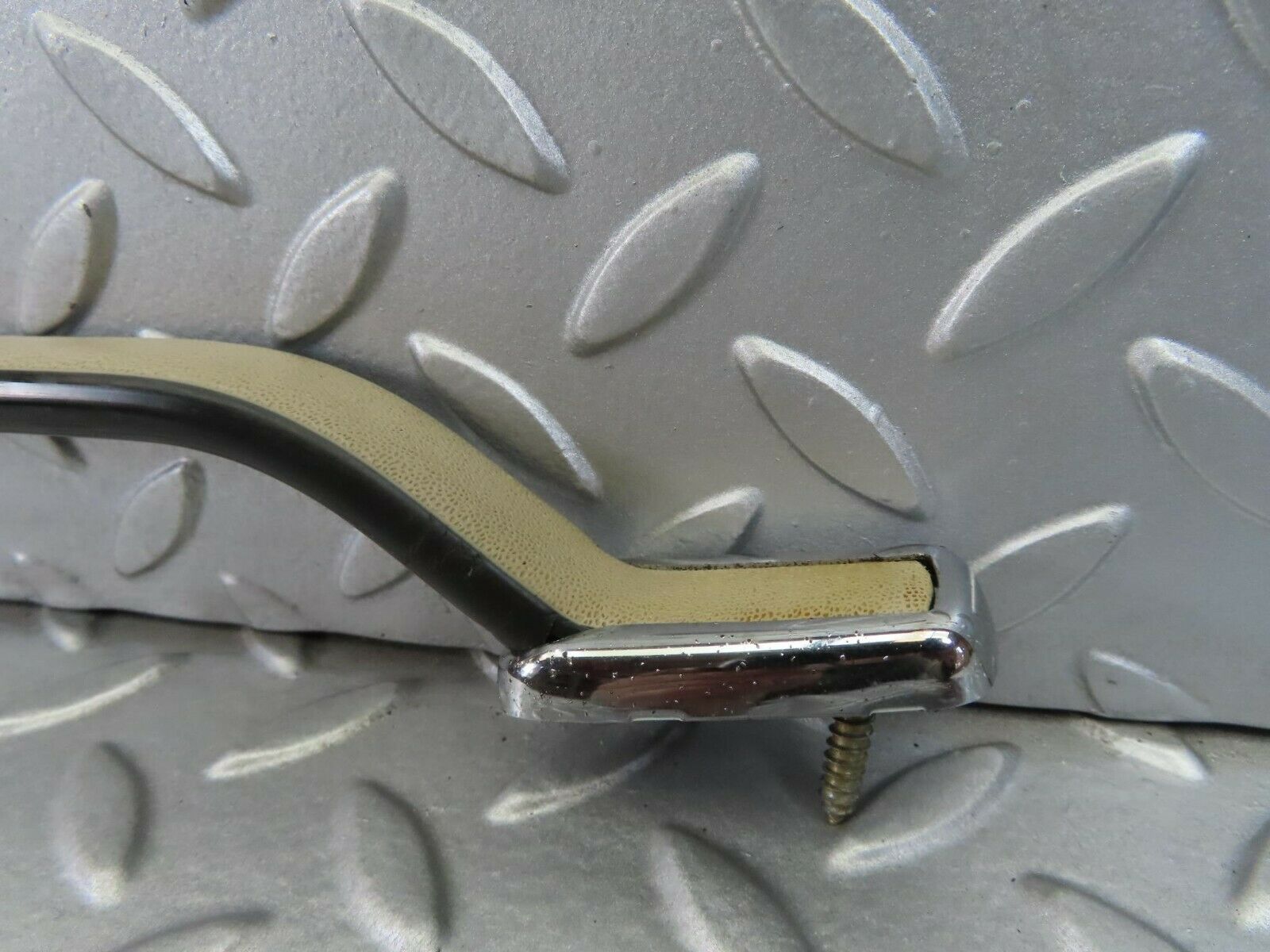 7302 Mercedes-Benz W116 450SE Interior Roof Grab Handle Rear