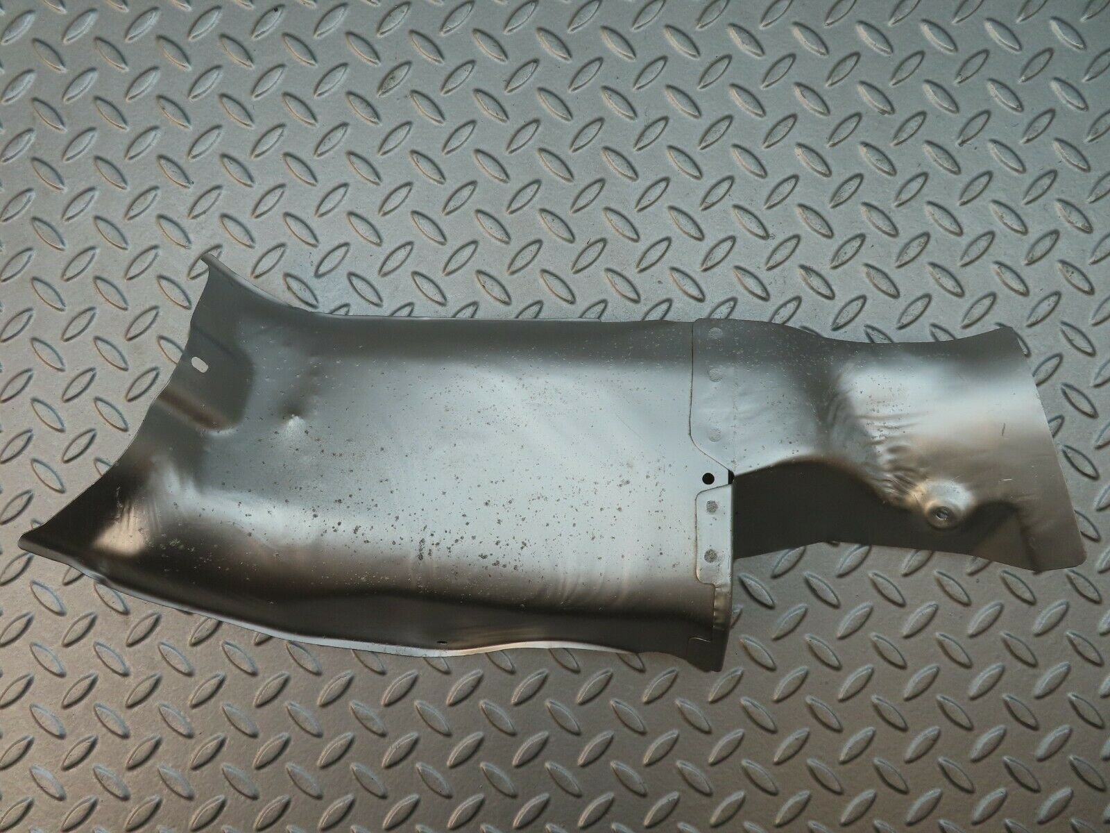 5557 Mercedes-Benz W124 230E Exhaust Heat Shield