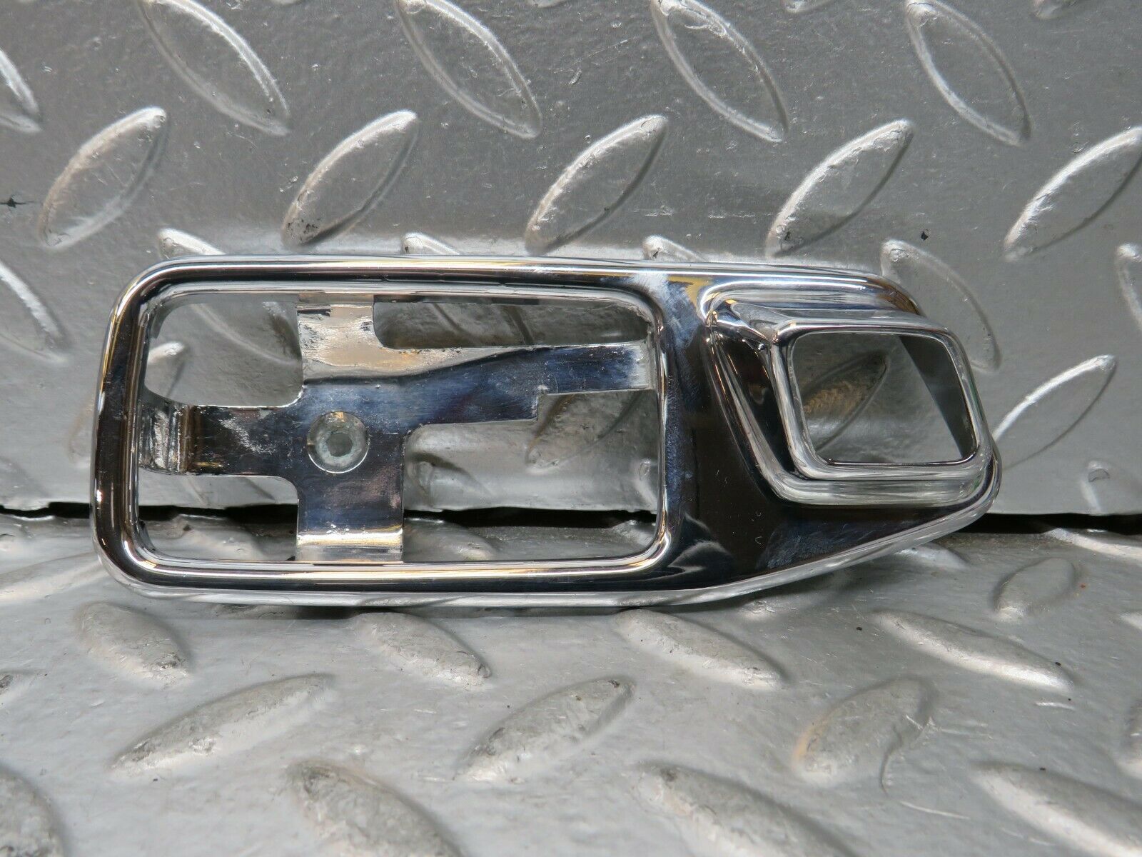 23259 Mercedes-Benz W116 350SE Rear Right Door Handle Surround 1087660211