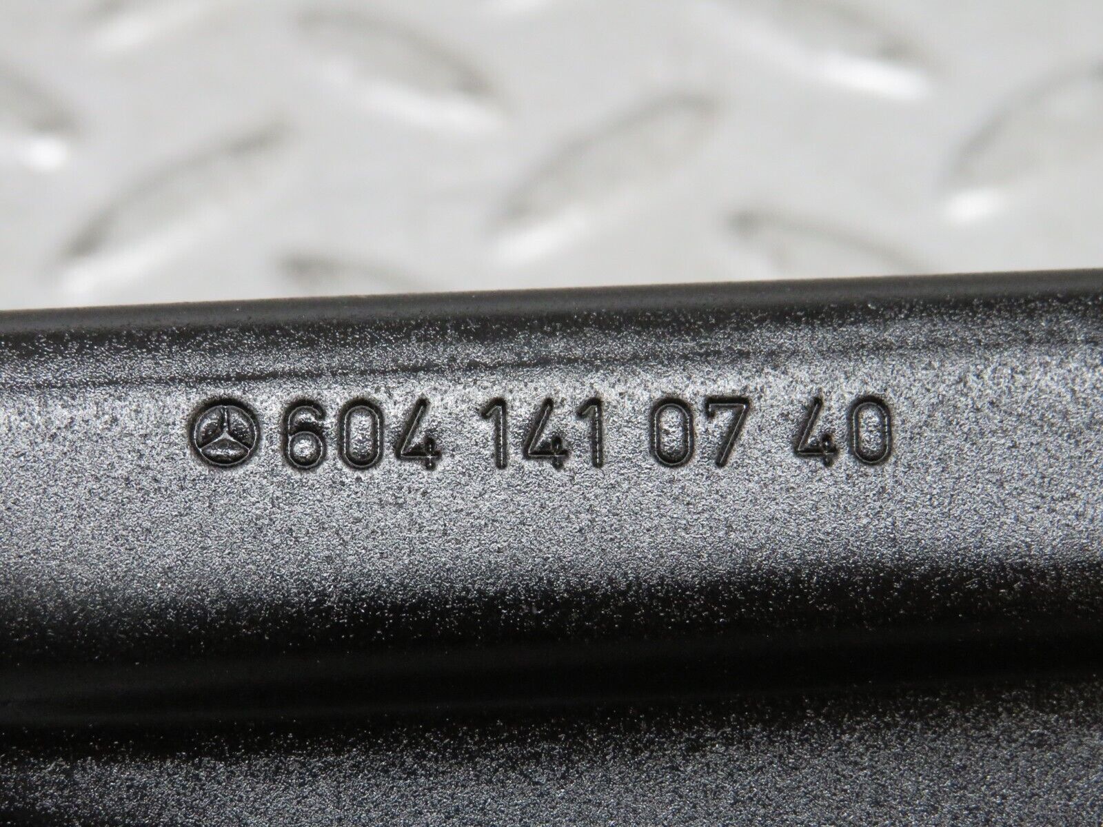 27699 Mercedes-Benz S124 300TE Wagon Air Intake Manifold Bracket 6041410740