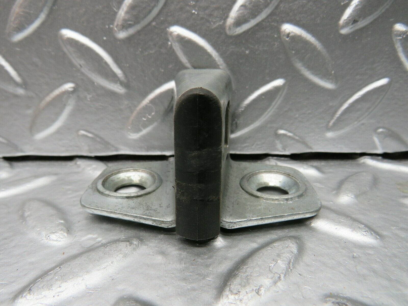 22617 Mercedes-Benz C124 E220 Coupe Door Lock Latch