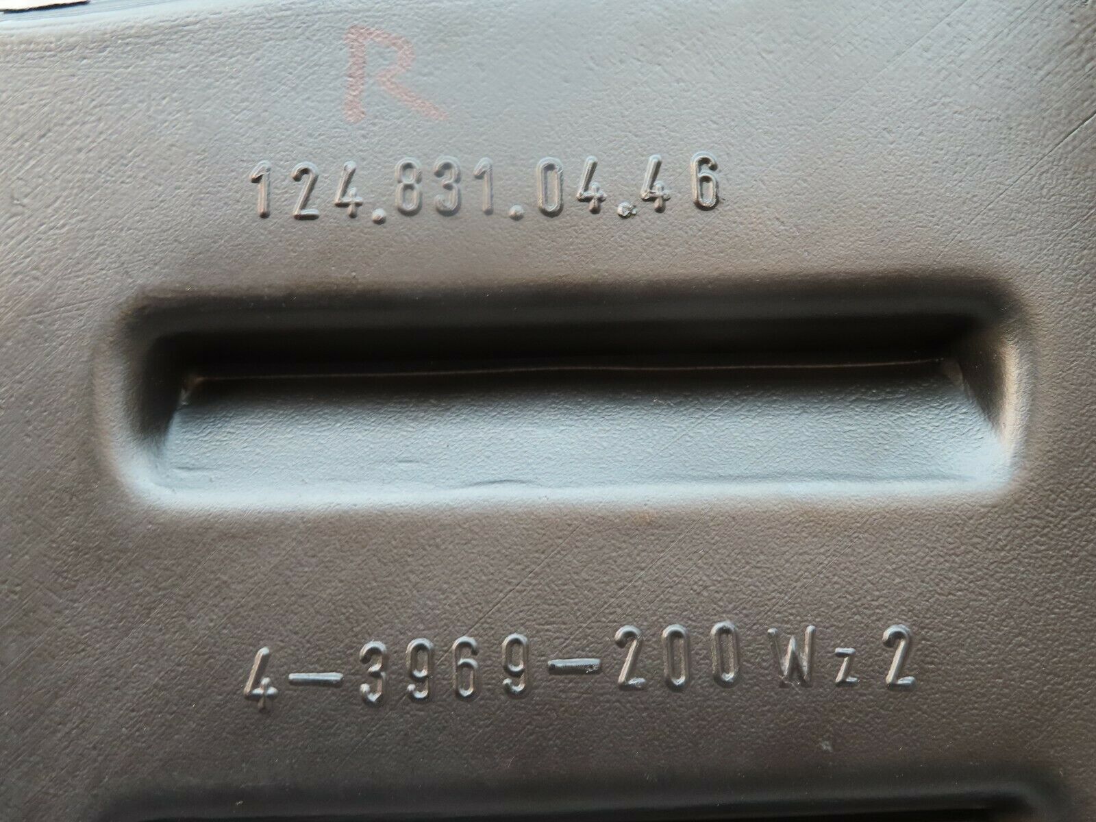 5363 Mercedes-Benz W124 230E Ventilation Air Duct Right 1248310446