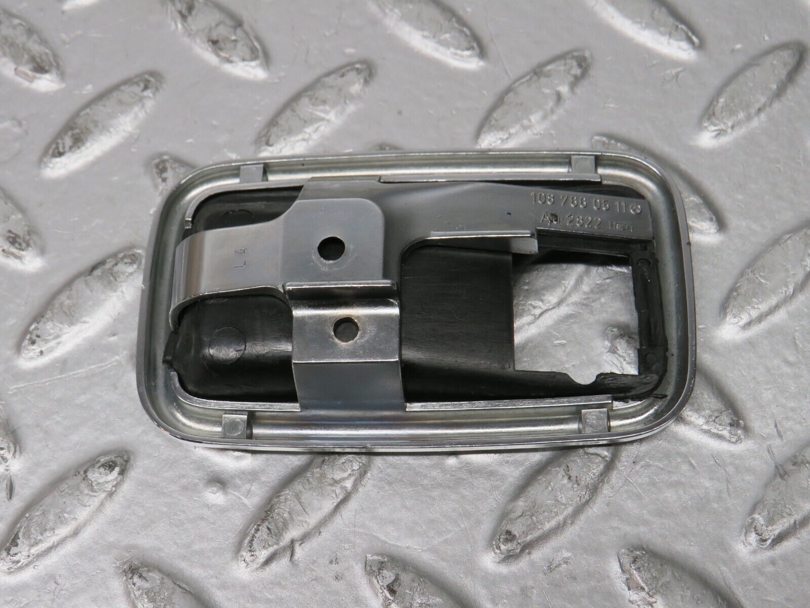 32192 Mercedes-Benz W123 230E Chrome Frame For Door Opener Left 1087660511