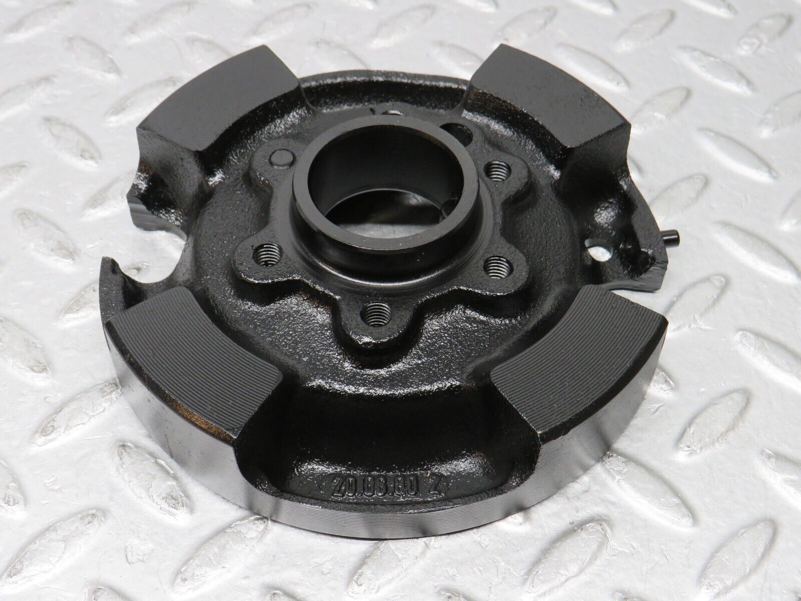 35899 Mercedes-Benz 240D OM616.912 Crankshaft Vibration 6150311507