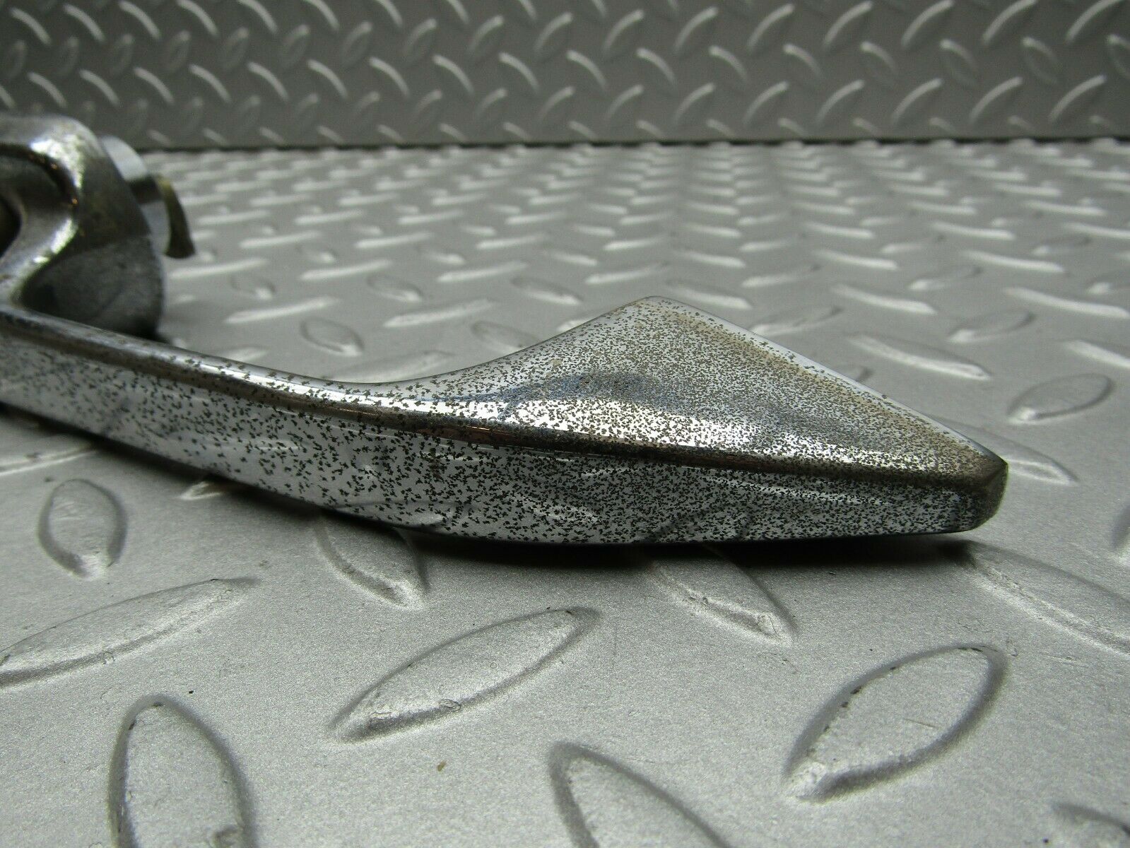 3291 Mercedes-Benz W108 280SE Door Handle Rear Left 1087661102