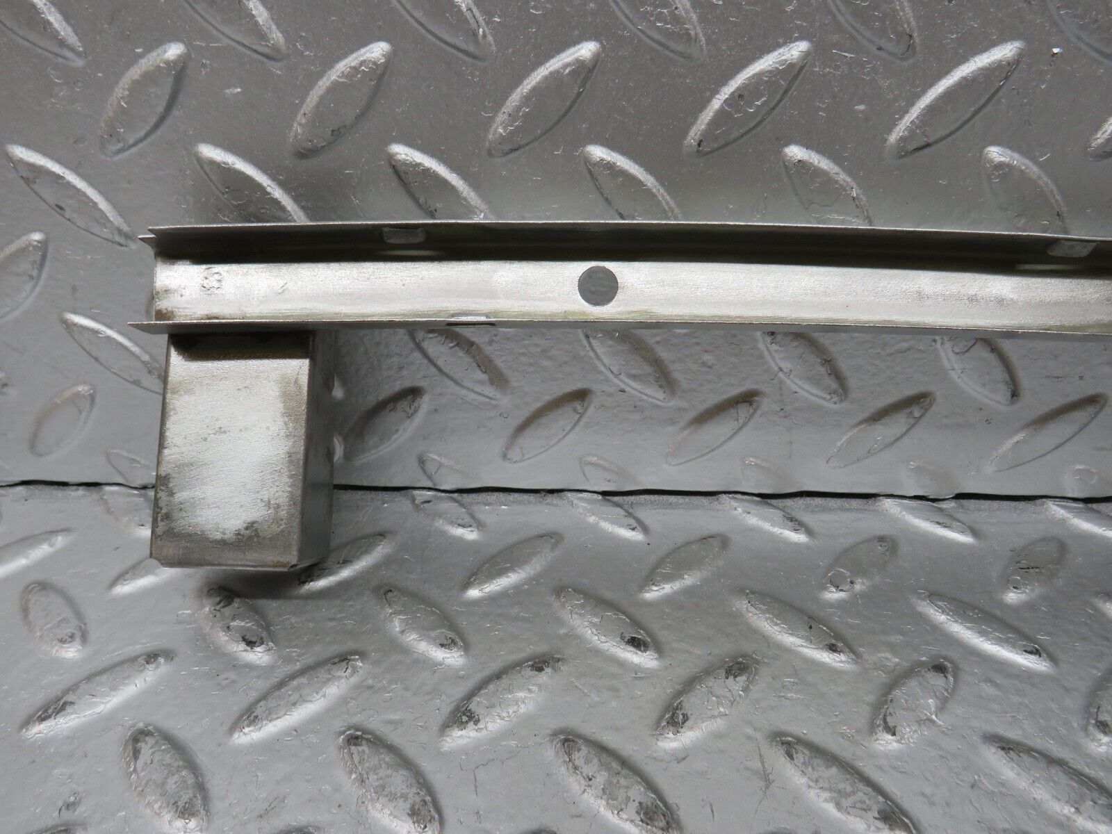 32083 Mercedes-Benz W123 230E Rear Right Window Channel