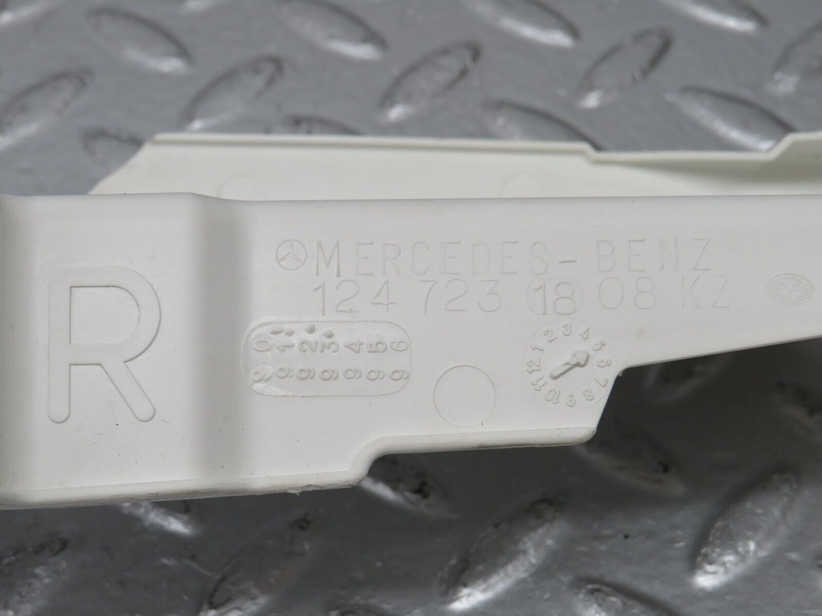 31221 Mercedes-Benz S124 220TE Fr. Door Lock Cover Pair 1247231808 1247231708