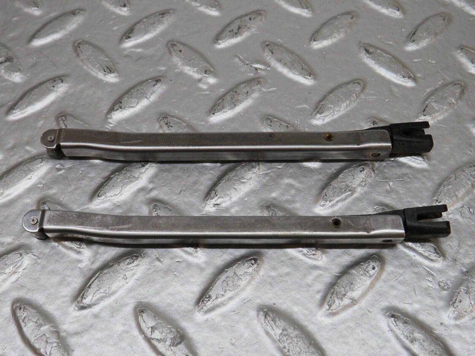 33867 Mercedes-Benz W201 190E 2.0L Power Sunroof Frame 2017800144