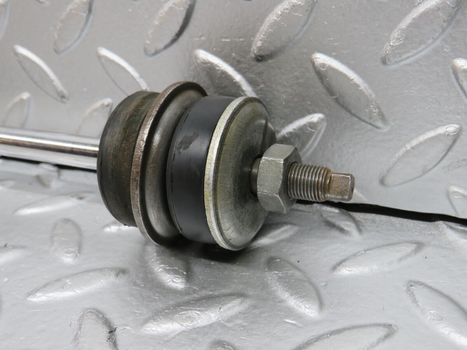 0822 Mercedes-Benz C107 350SLC Coupe Shock Absorber Rear