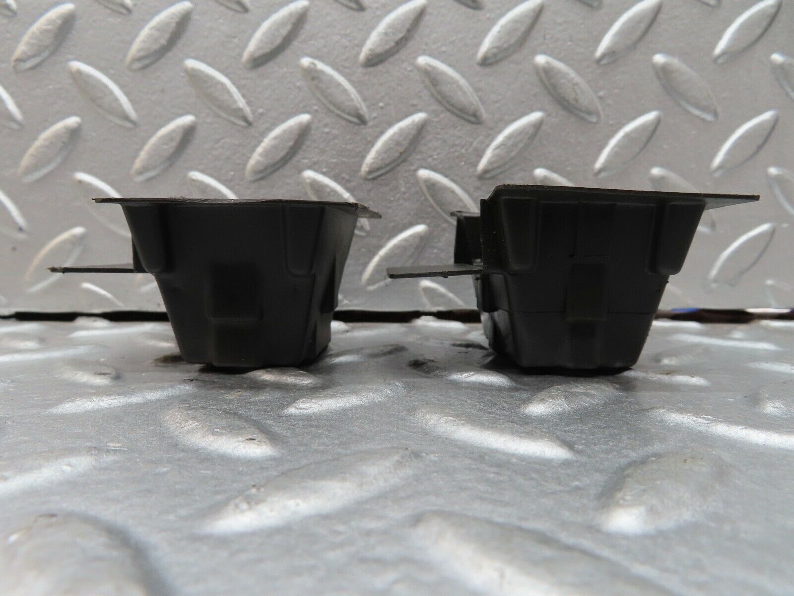 18507 Mercedes-Benz W116 450SEL Rear Window Switch Plastic Pocket 1098210665