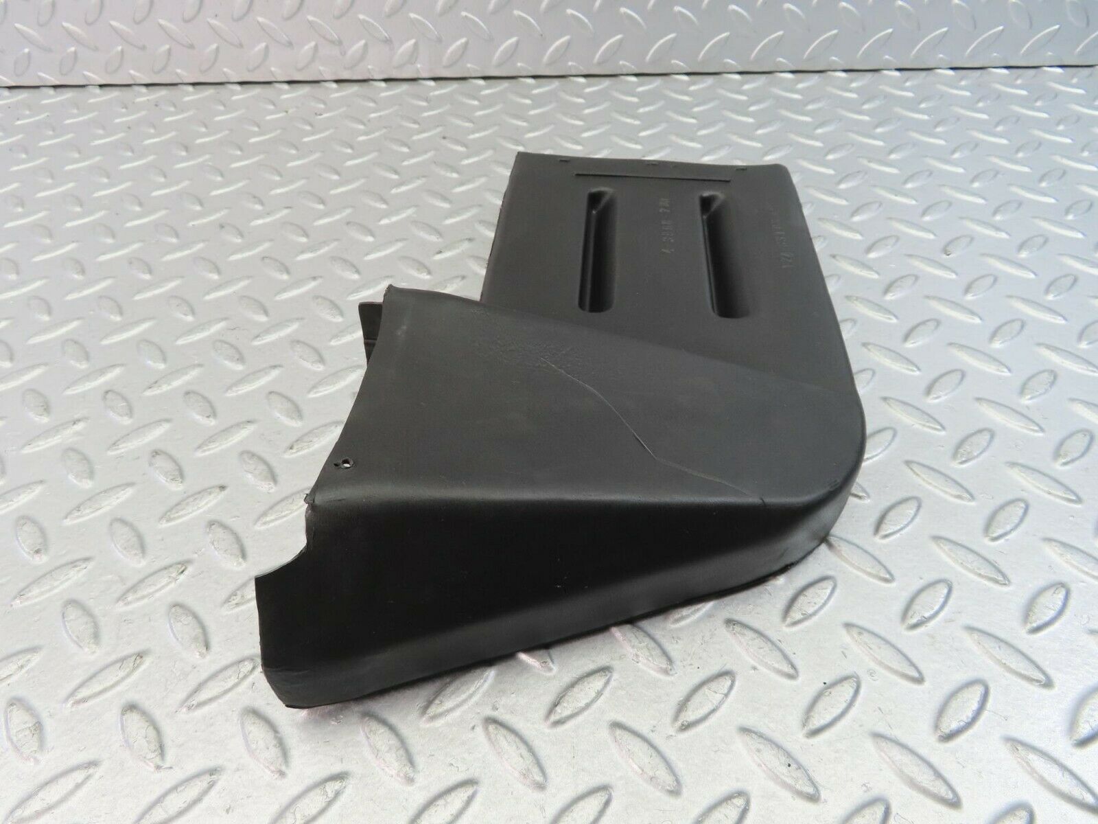 9324 Mercedes-Benz C124 300CE Coupe Ventilation Air Duct Left Side 1249310346