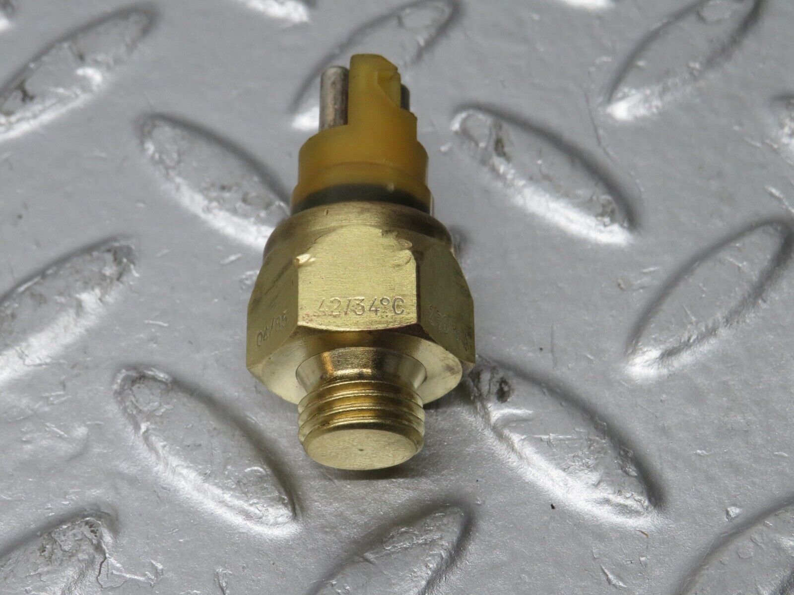 39716 Mercedes-Benz R129 320SL Coupe Coolant Sensor