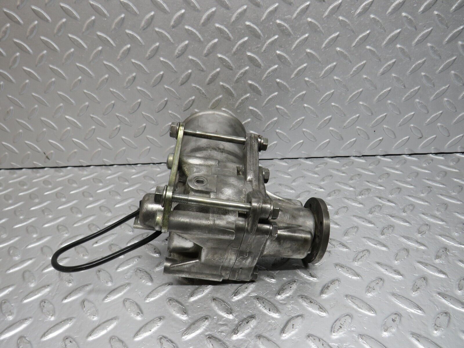 39671 Mercedes-Benz R129 320SL Coupe Power Steering Pump 2104661901 7681900501