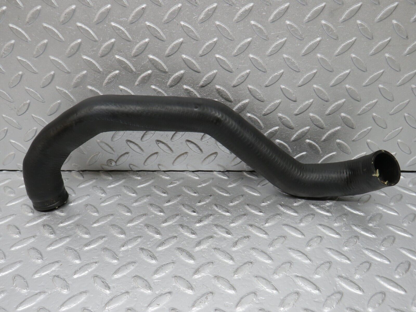 38569 Mercedes-Benz R129 280SL Coupe Radiator Lower Hose Pipe 1295012482