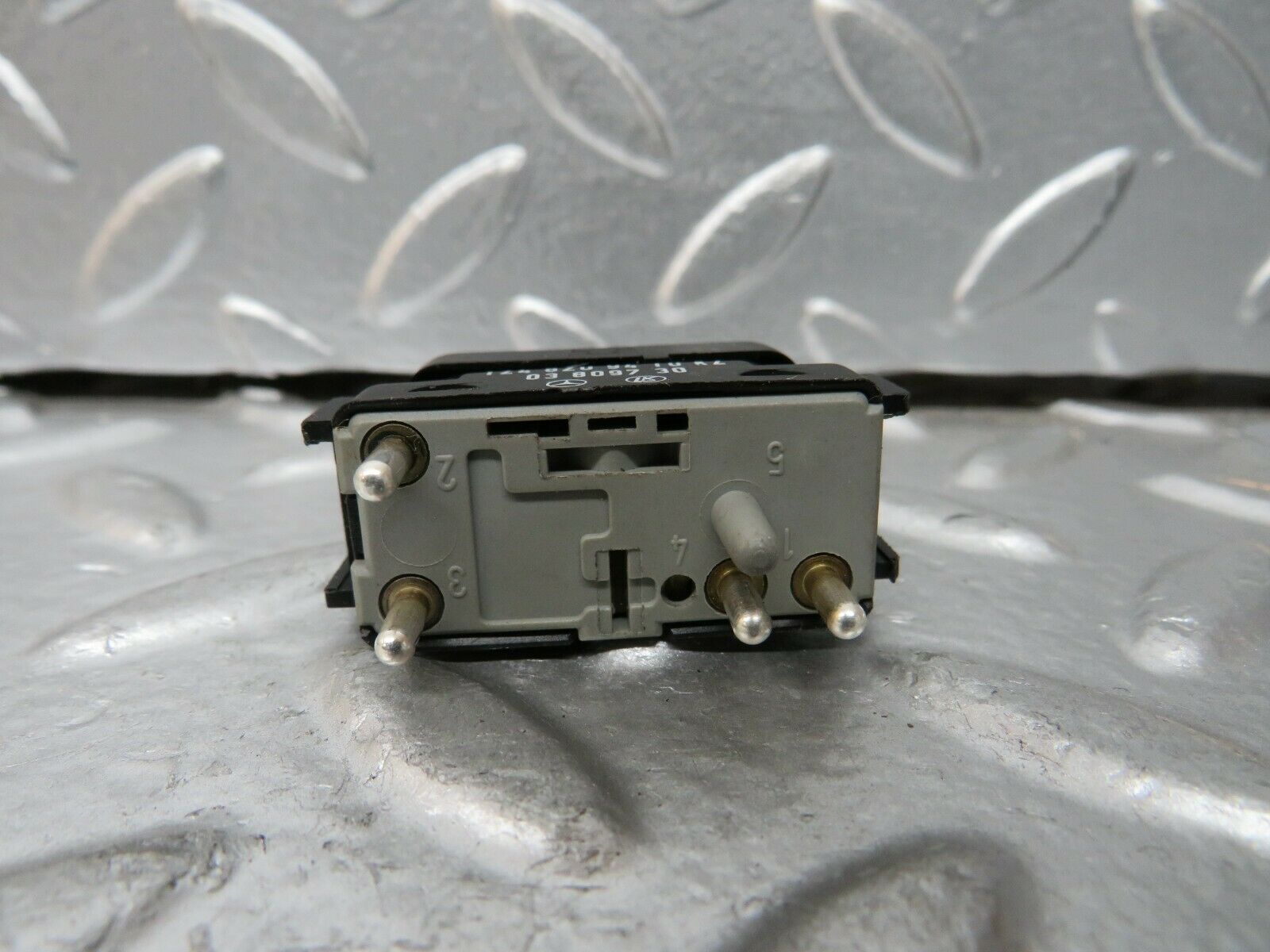 24287 Mercedes-Benz S124 220TE Right Electric Window Switch 1248209410