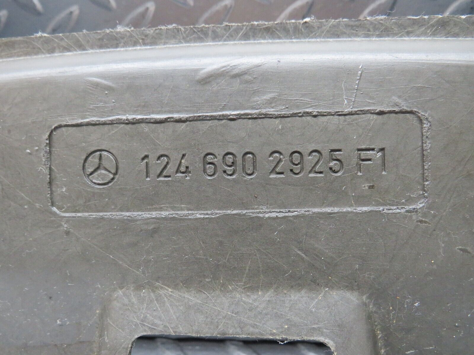 32338 Mercedes-Benz S124 300TE Headlining Roof Panel Grey 1246902925