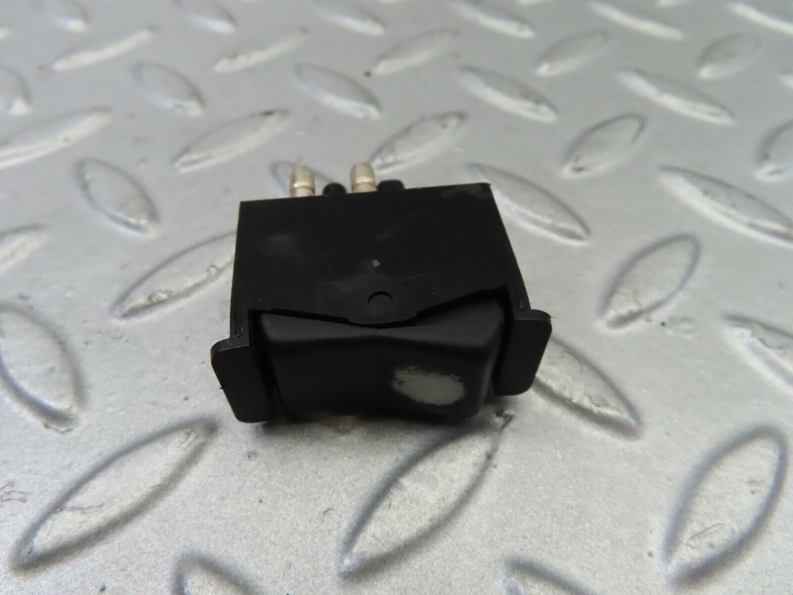 7472 Mercedes-Benz W116 450SE Switch