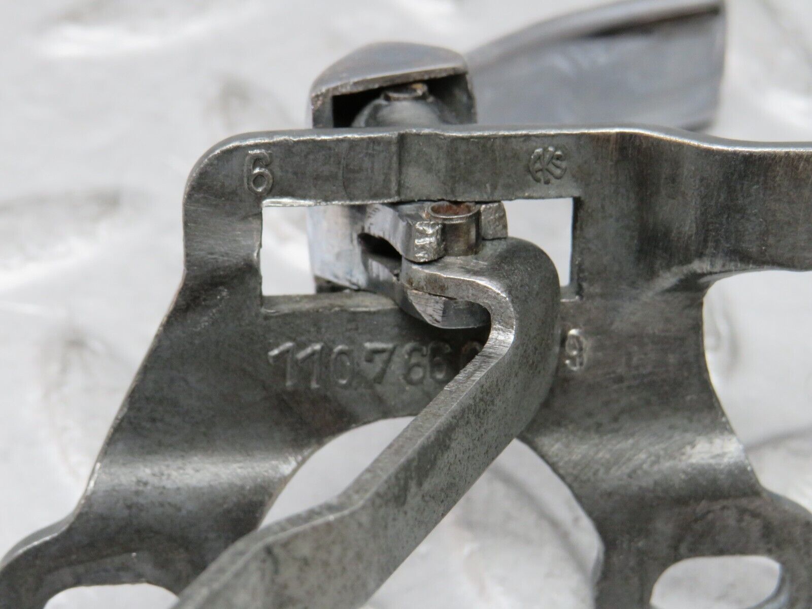 35815 Mercedes-Benz W108 Front Right Chrome Interior Door Handle 1107660419