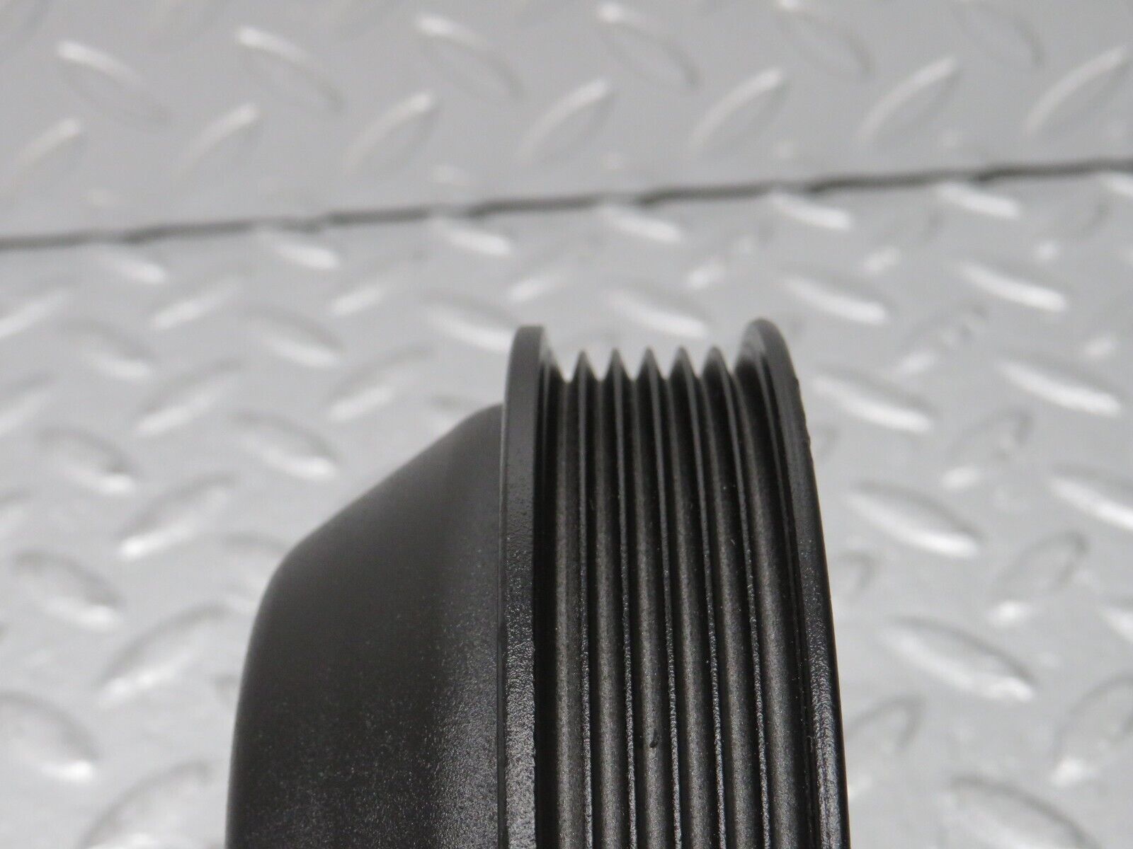 38547 Mercedes-Benz R129 280SL Coupe Water Pump Pulley 1042300015