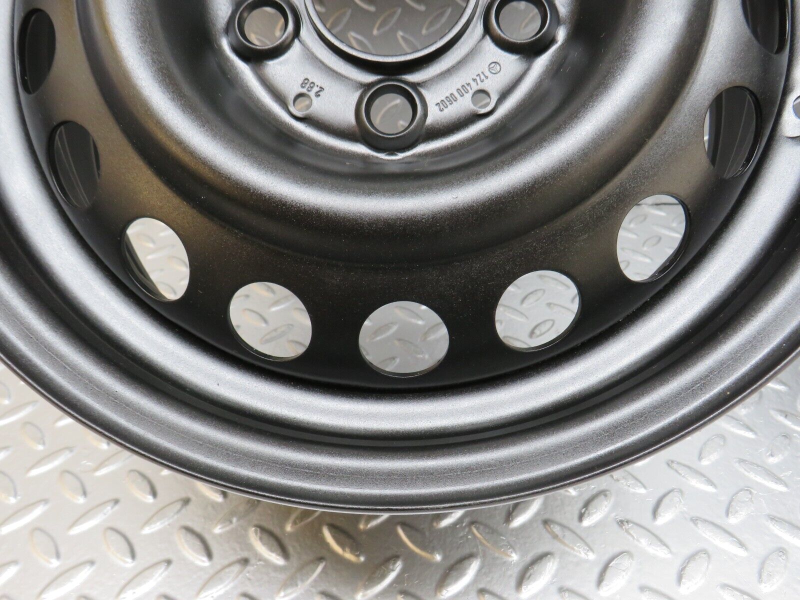 33881 Mercedes-Benz Steel Wheel Set 6Jx15H2 ET49 1244000602