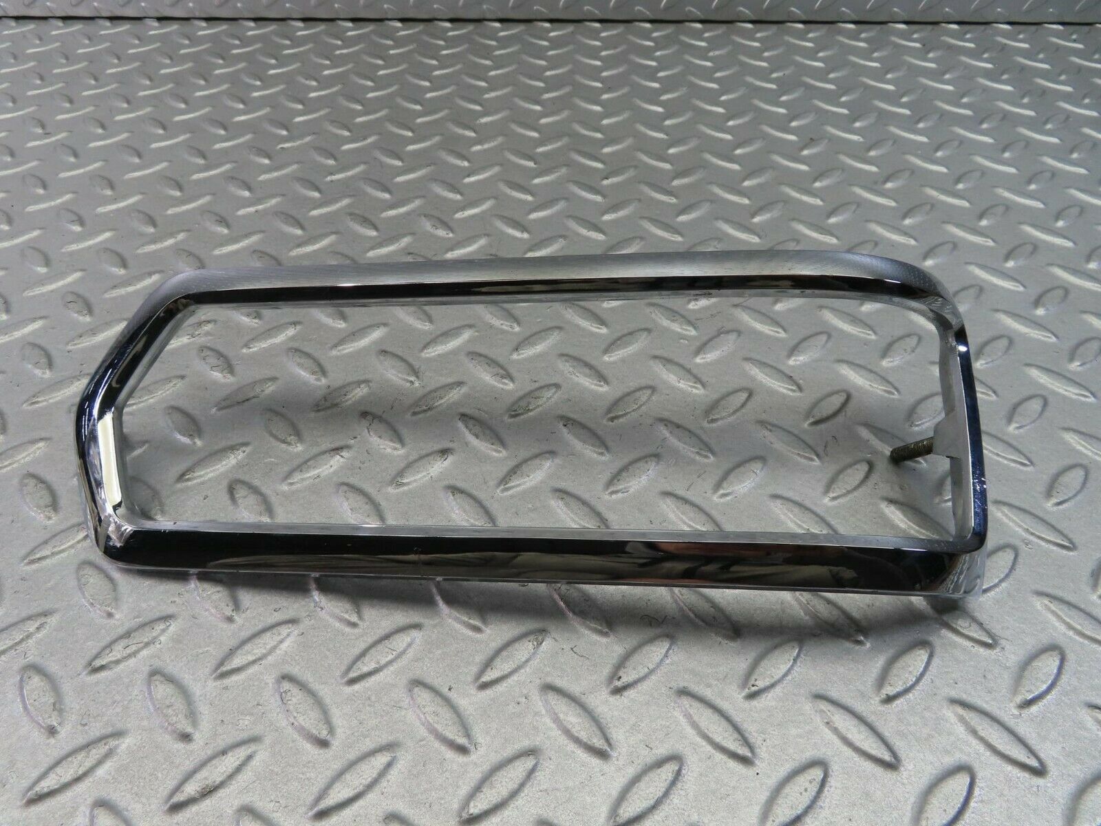 8097 Mercedes-Benz W108 Tail Light Chrome Frame Left 1088260159