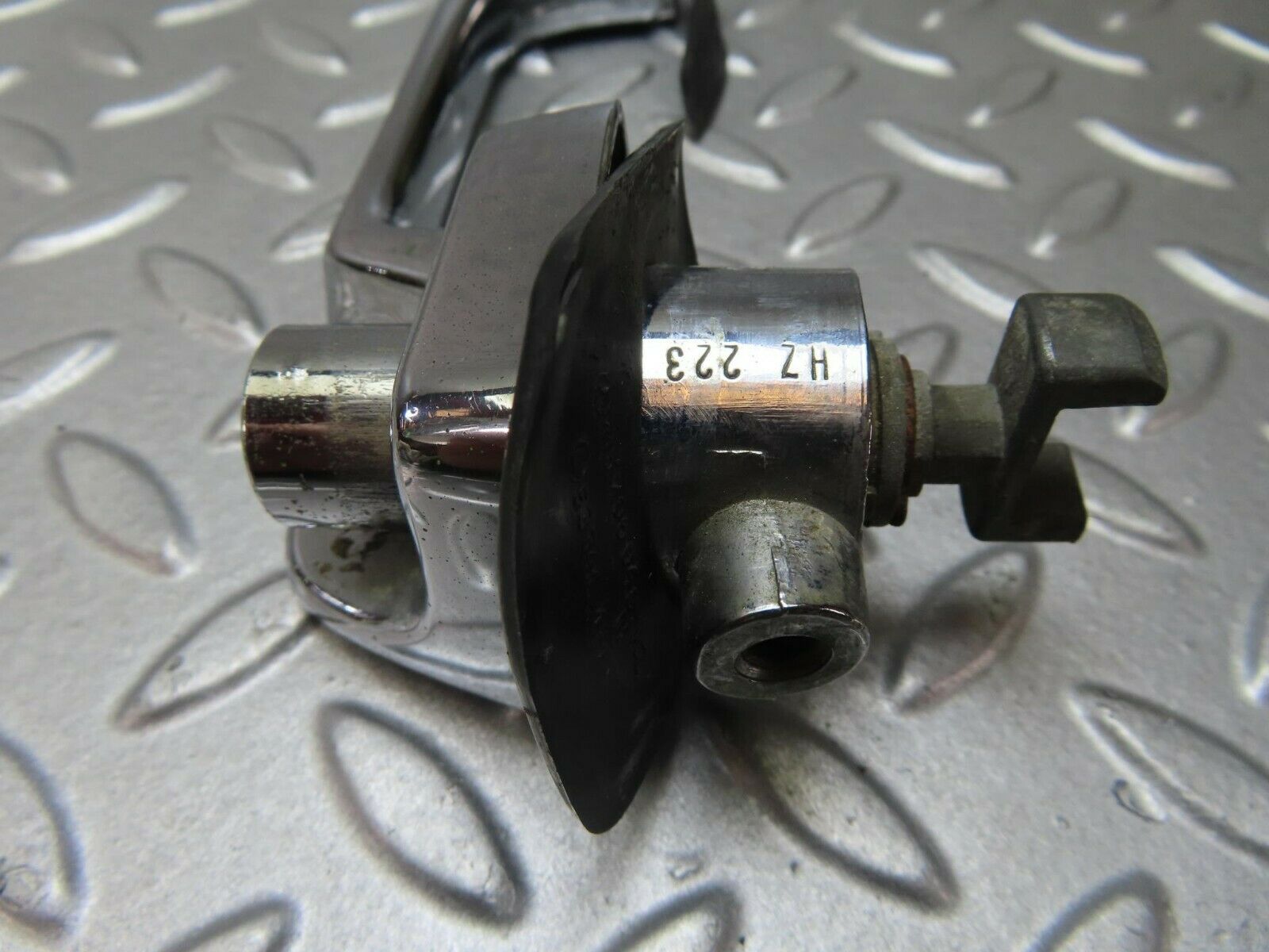 8737 Mercedes-Benz W115 Chrome Door Handle Front Right No Key 1157660201