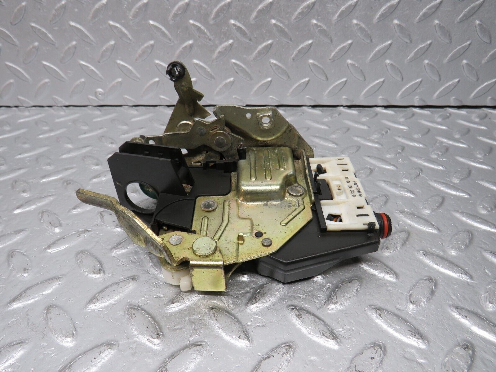 39464 Mercedes-Benz R129 320SL Coupe Right Door Lock Mechanism 1298212651