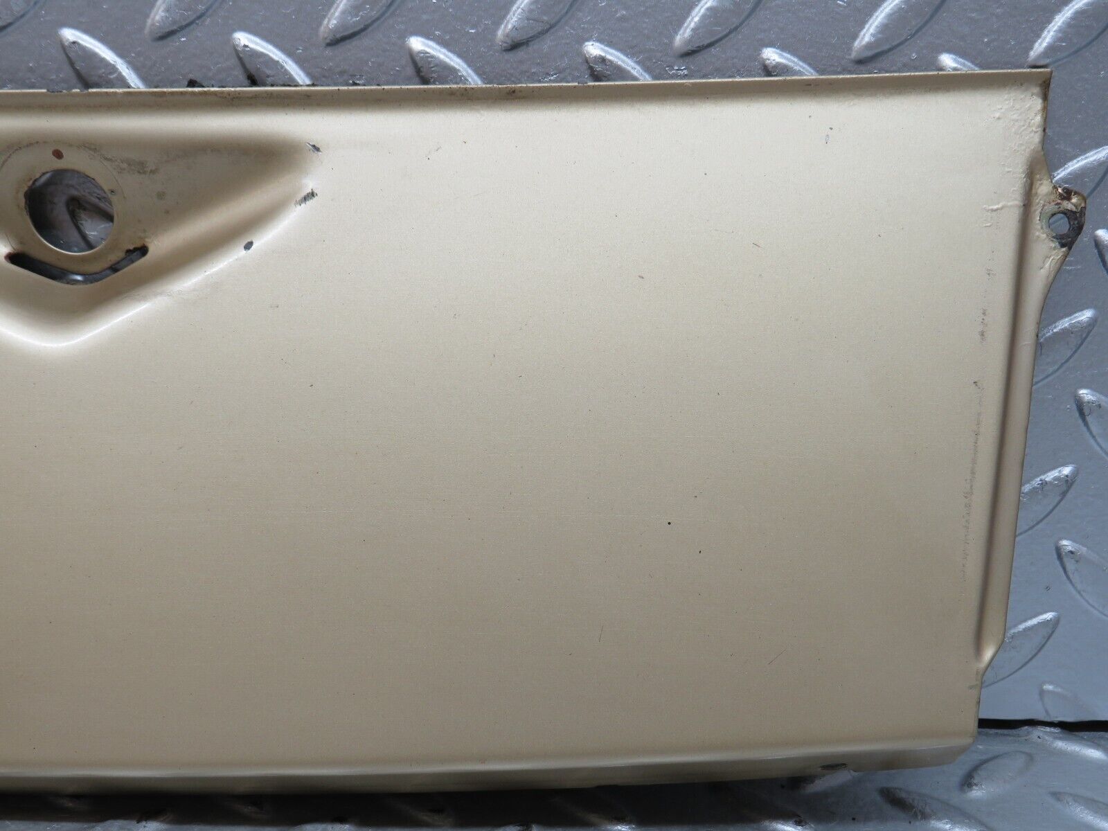 28453 Mercedes-Benz S123 240D Wagon Wiper Motor Assembly Cover Access Panel