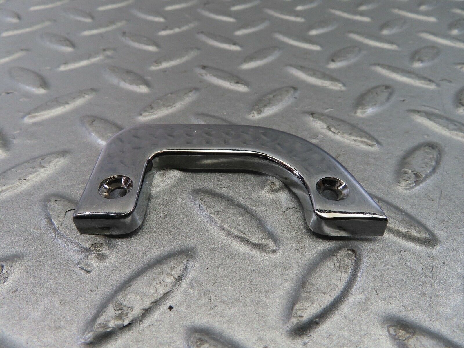 9224 Mercedes-Benz W115 Right Interior Chrome Door Latch Trim