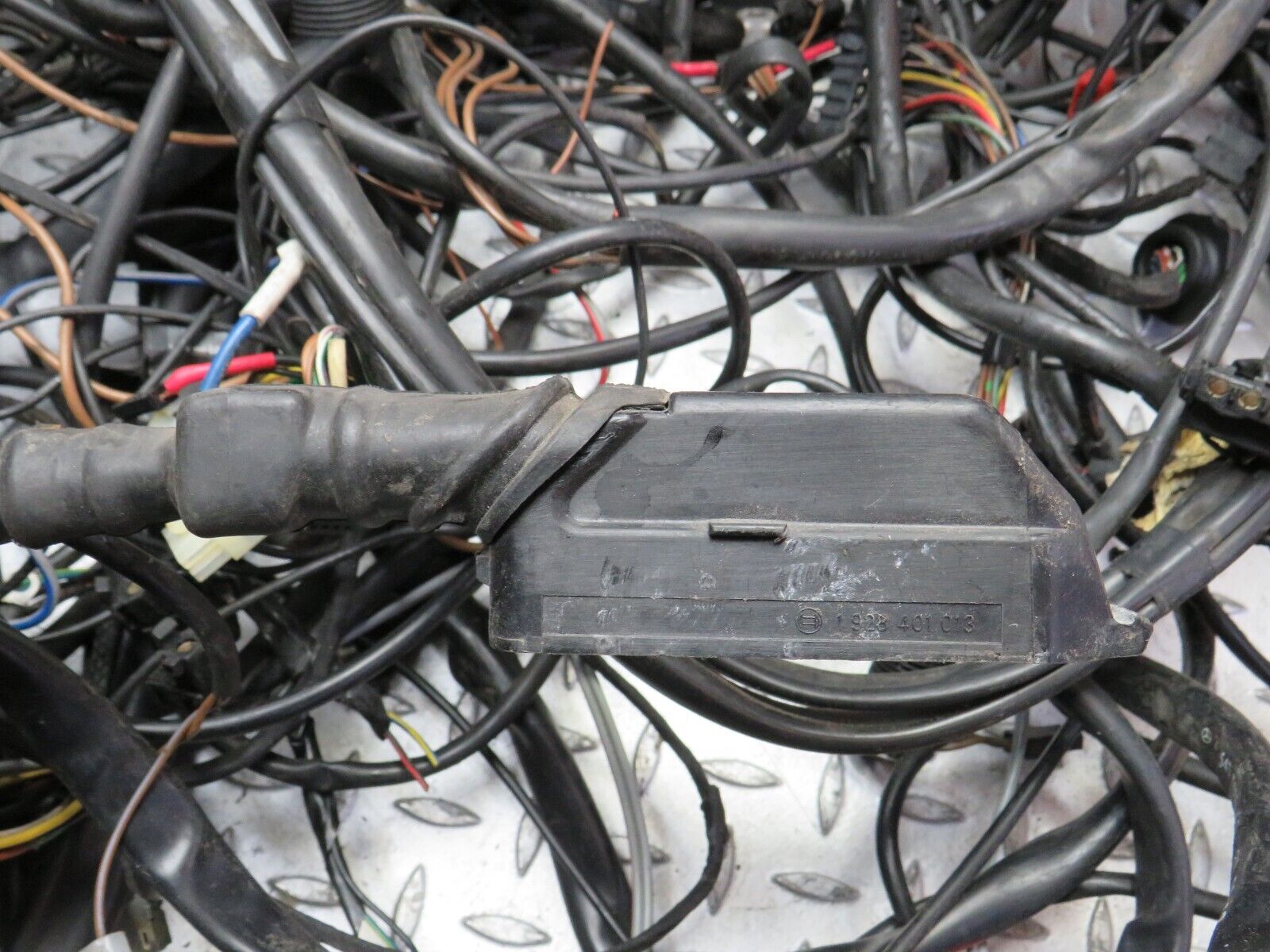 31606 Mercedes-Benz W201 190LE 1.8L Engine Wire Wiring Harness 2015402032 201540263