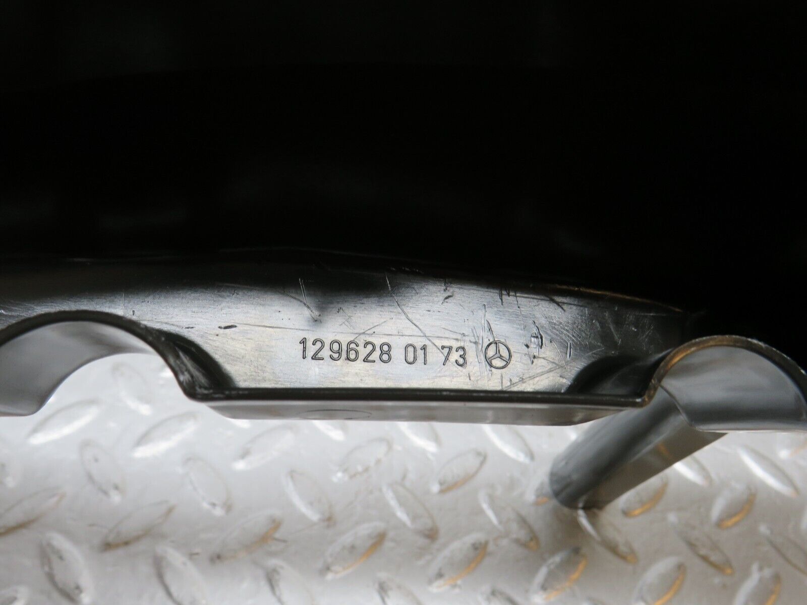 39386 Mercedes-Benz R129 320SL Coupe Windscreen Drain Channel Left 1296280173