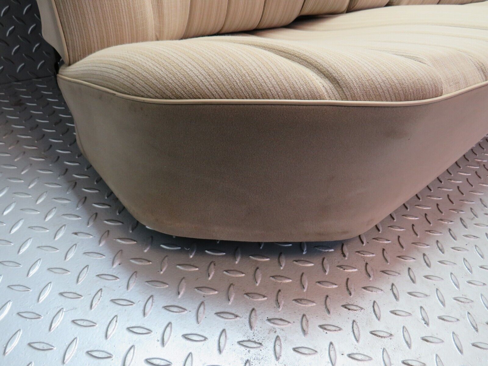 29491 Mercedes-Benz W124 230E Rear Seat