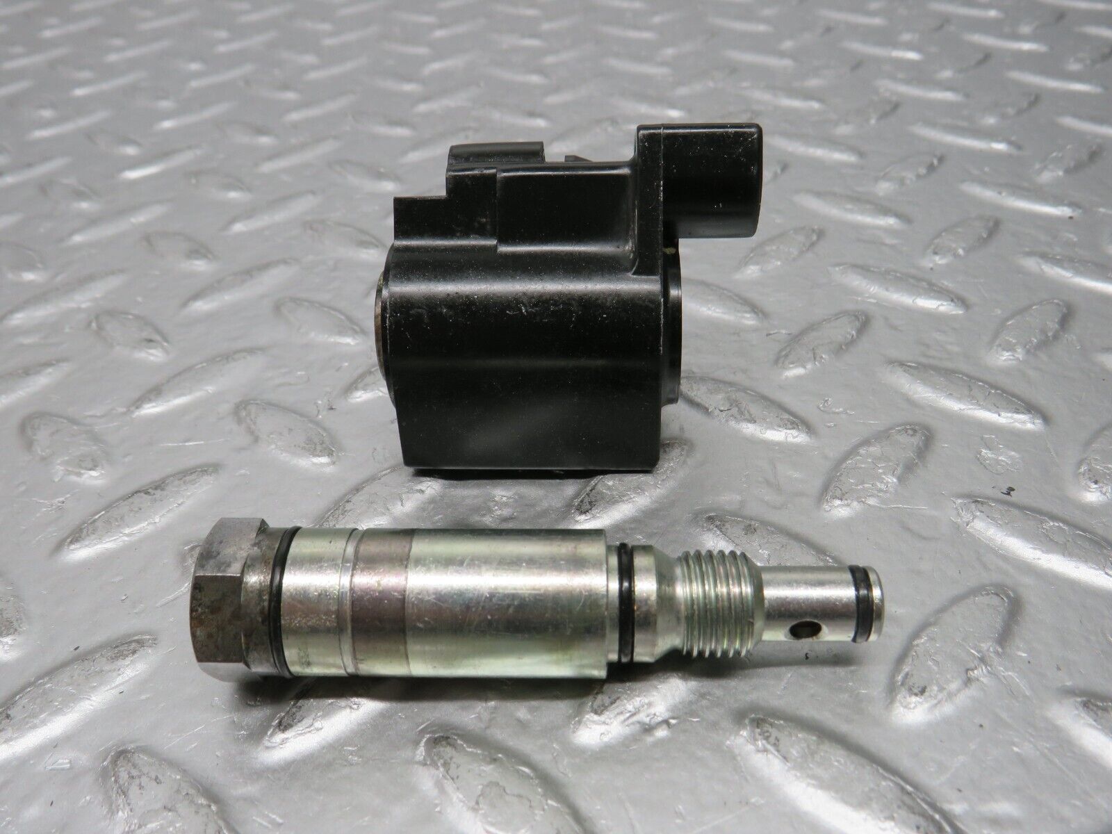 30955 Mercedes-Benz W124 230E Automatic Gearbox Solenoid 722.408 0003041890