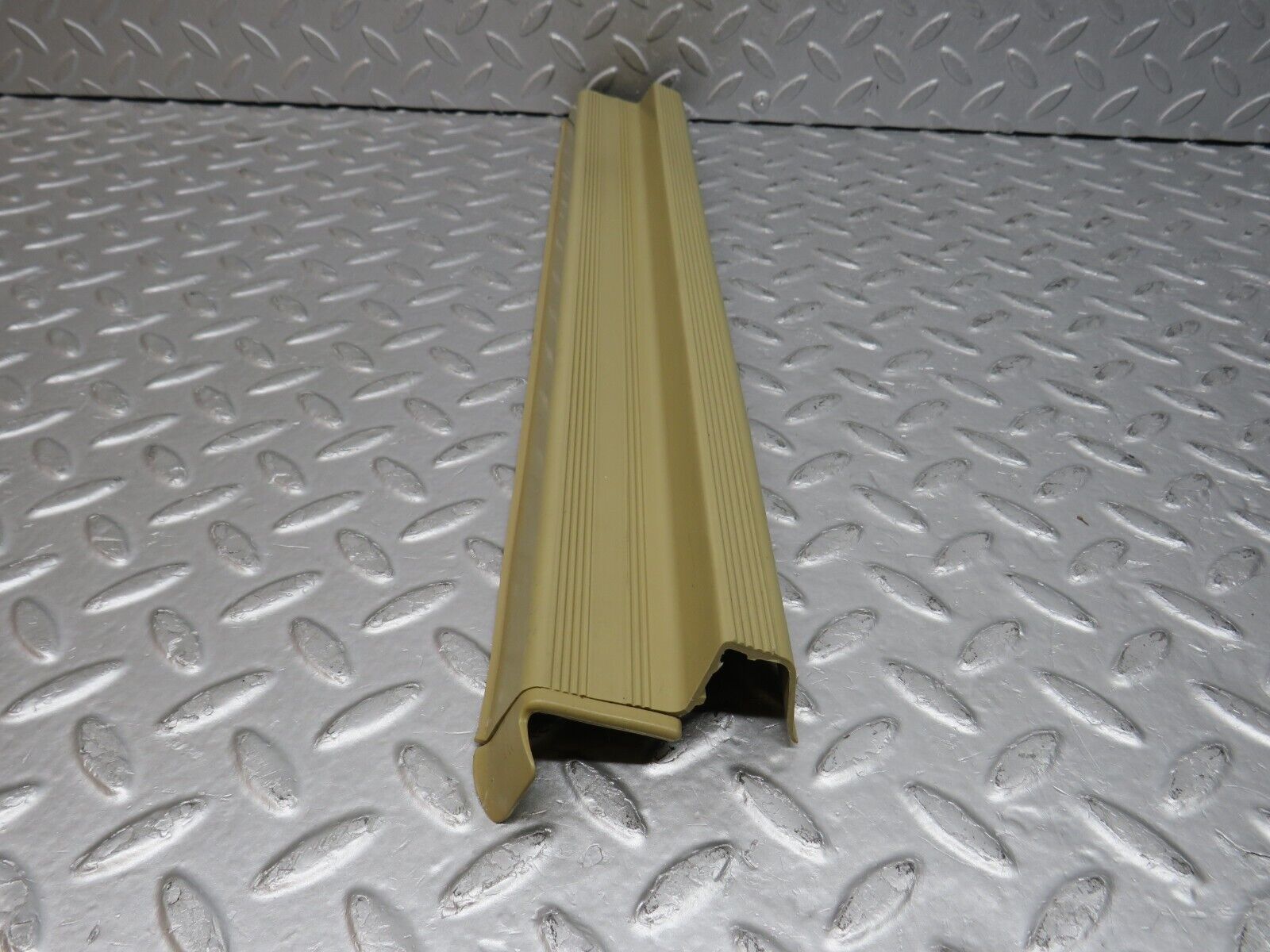 38714 Mercedes-Benz W201 190E 2.6L Rear Left Door Sill Trim Beige