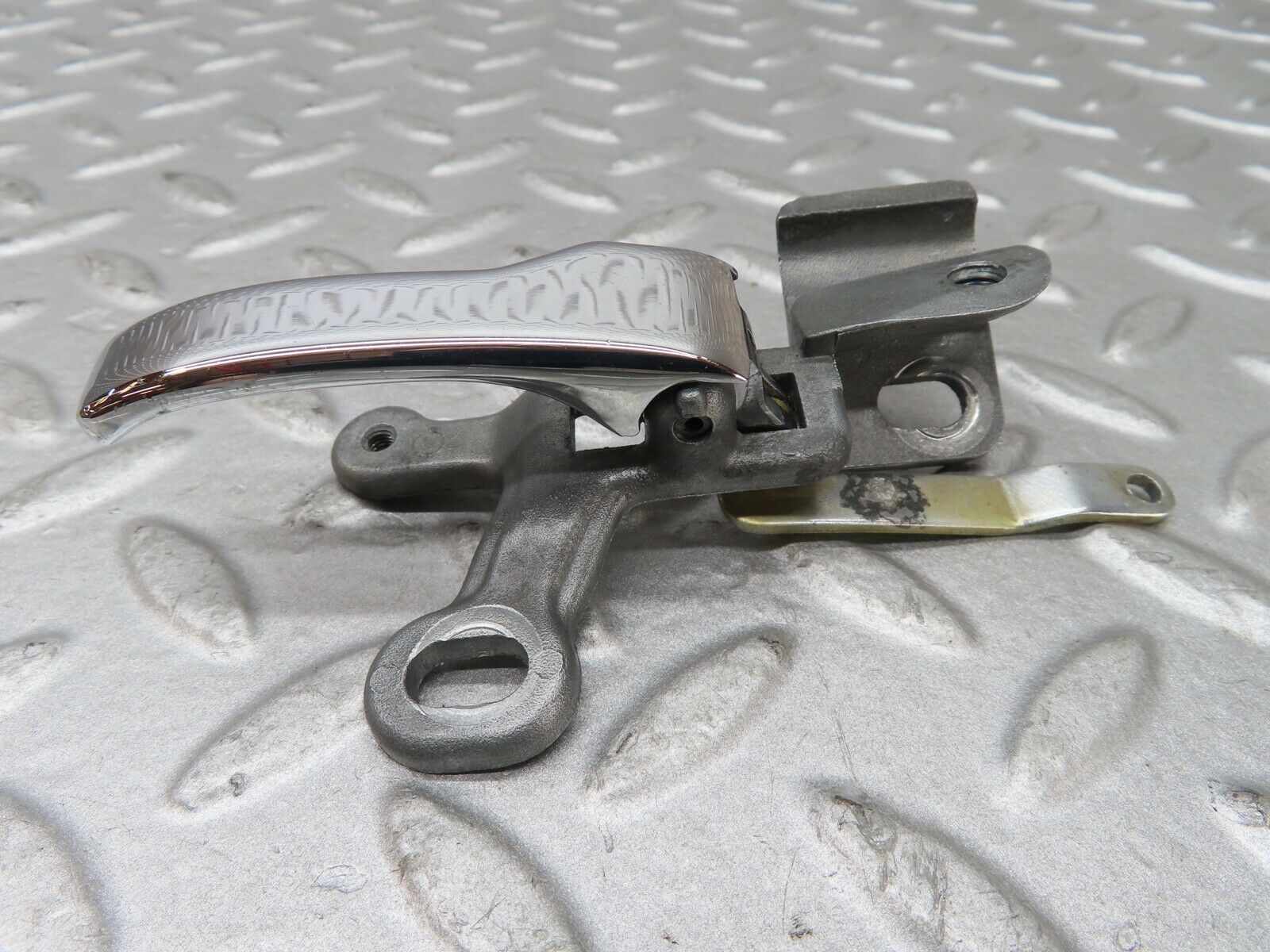 17568 Mercedes-Benz W116 450SEL Rear Right Interior Chrome Door Handle