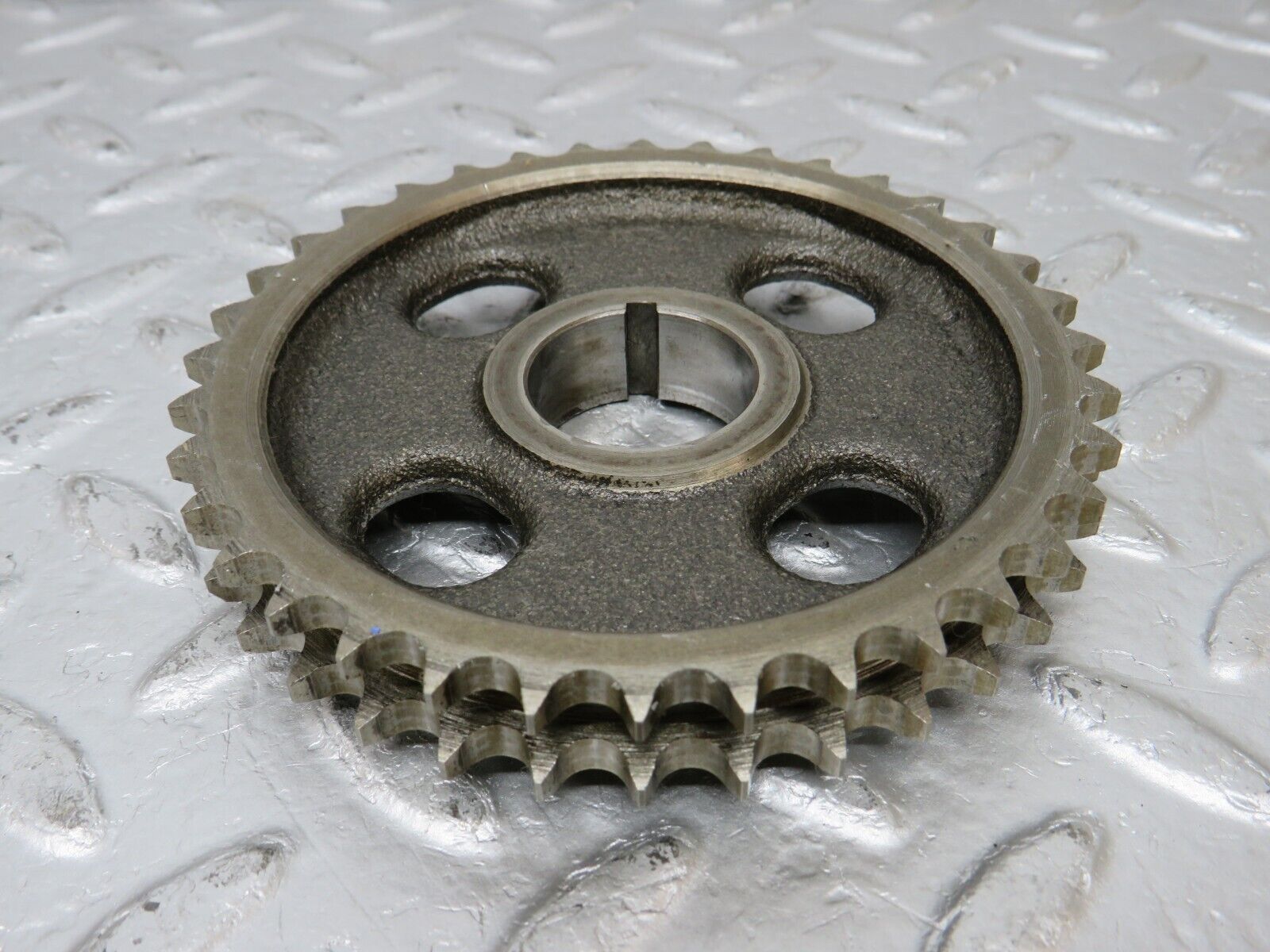 34517 Mercedes-Benz C126 380SEC Coupe Camshaft Timing Gear 1160520601