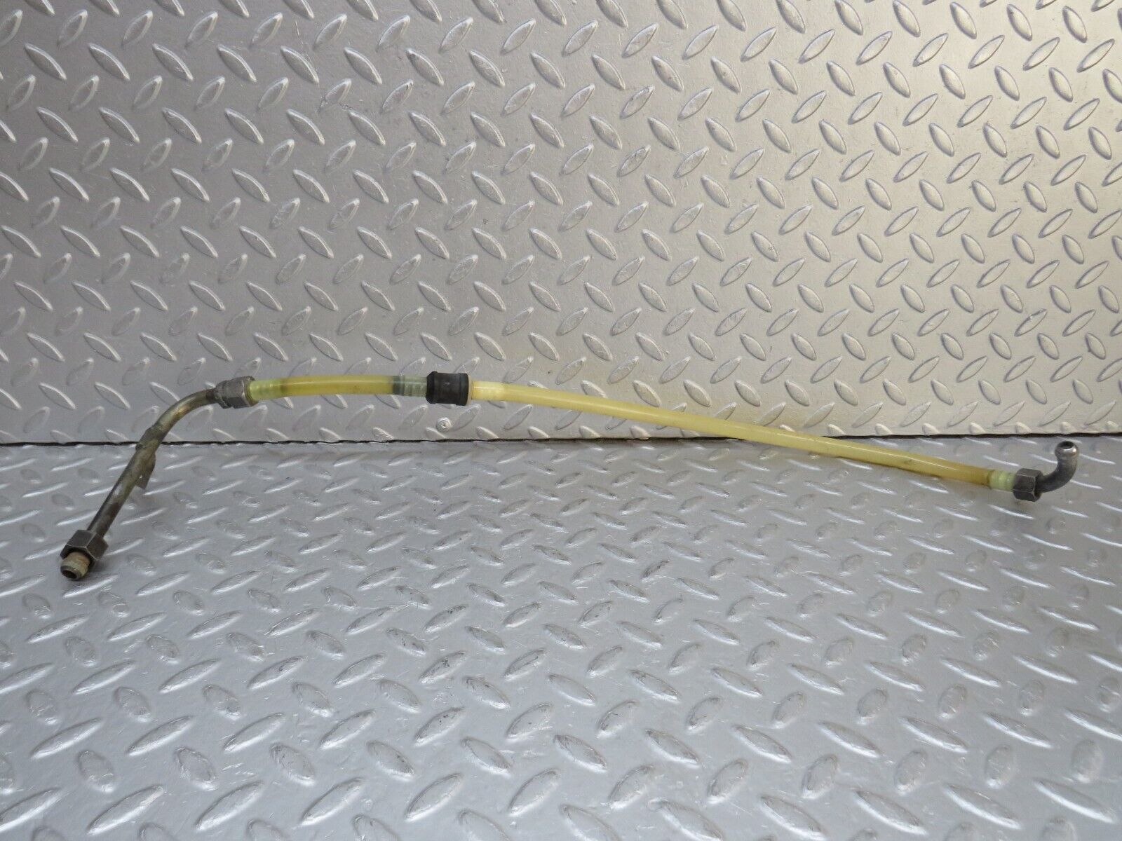 37591 Mercedes-Benz W109 300SEL Brake Servo Pipe