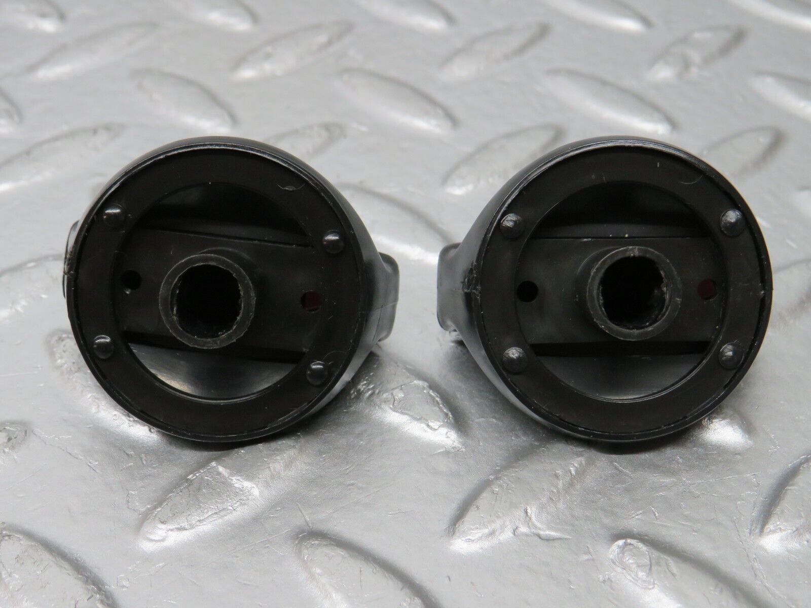 31090 Mercedes-Benz W123 200D Heater Control Knob Set