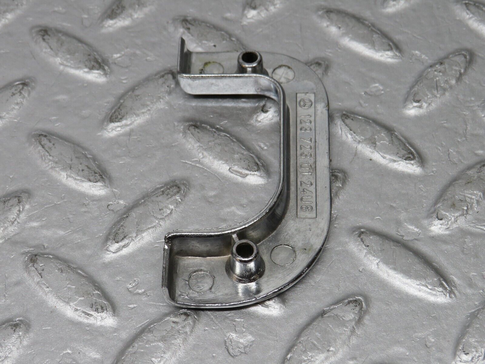 36093 Mercedes-Benz W126 420SE Interior Chrome Door Latch Left 1237230124