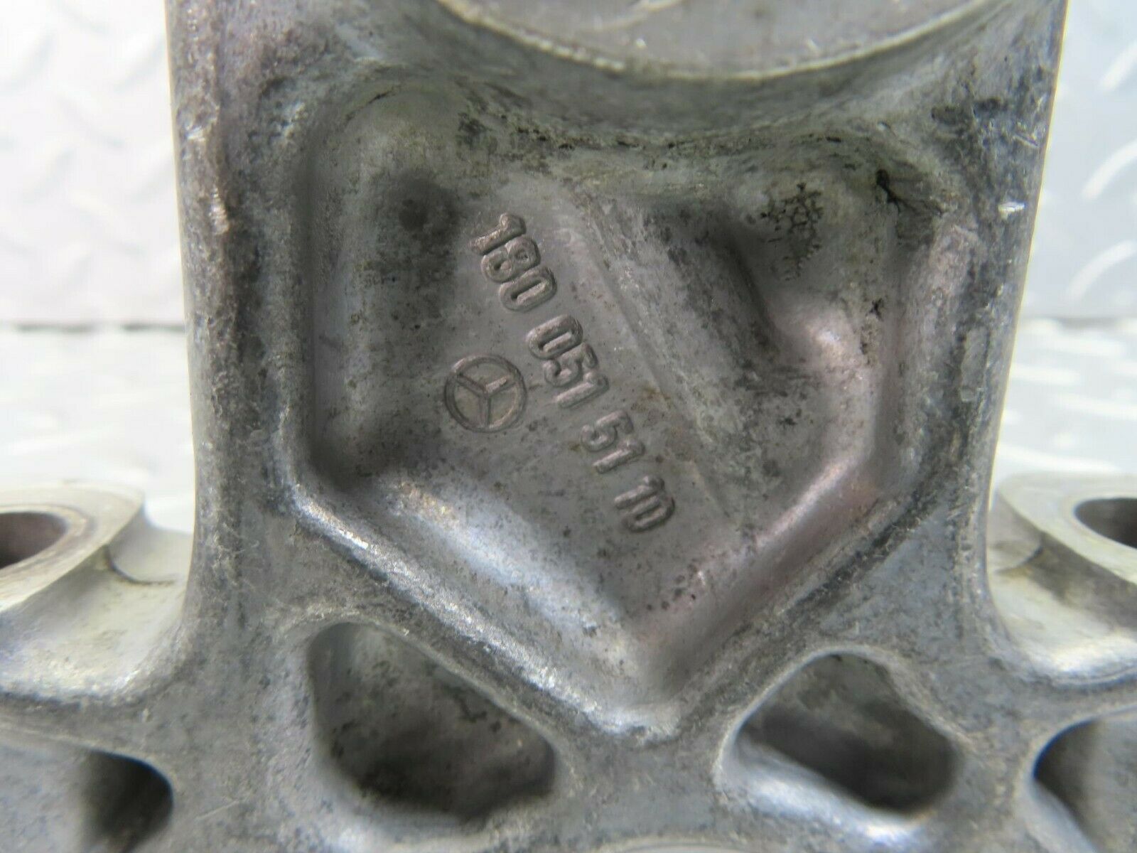 8947 Mercedes-Benz W108 Camshaft Tower Bearing 1800515110