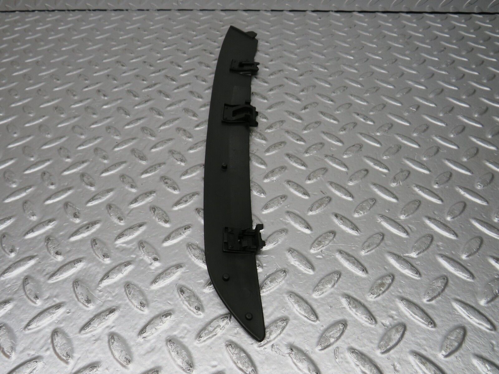 31986 Mercedes-Benz W123 230E Rear Right C Pillar Plastic Trim 1236980114