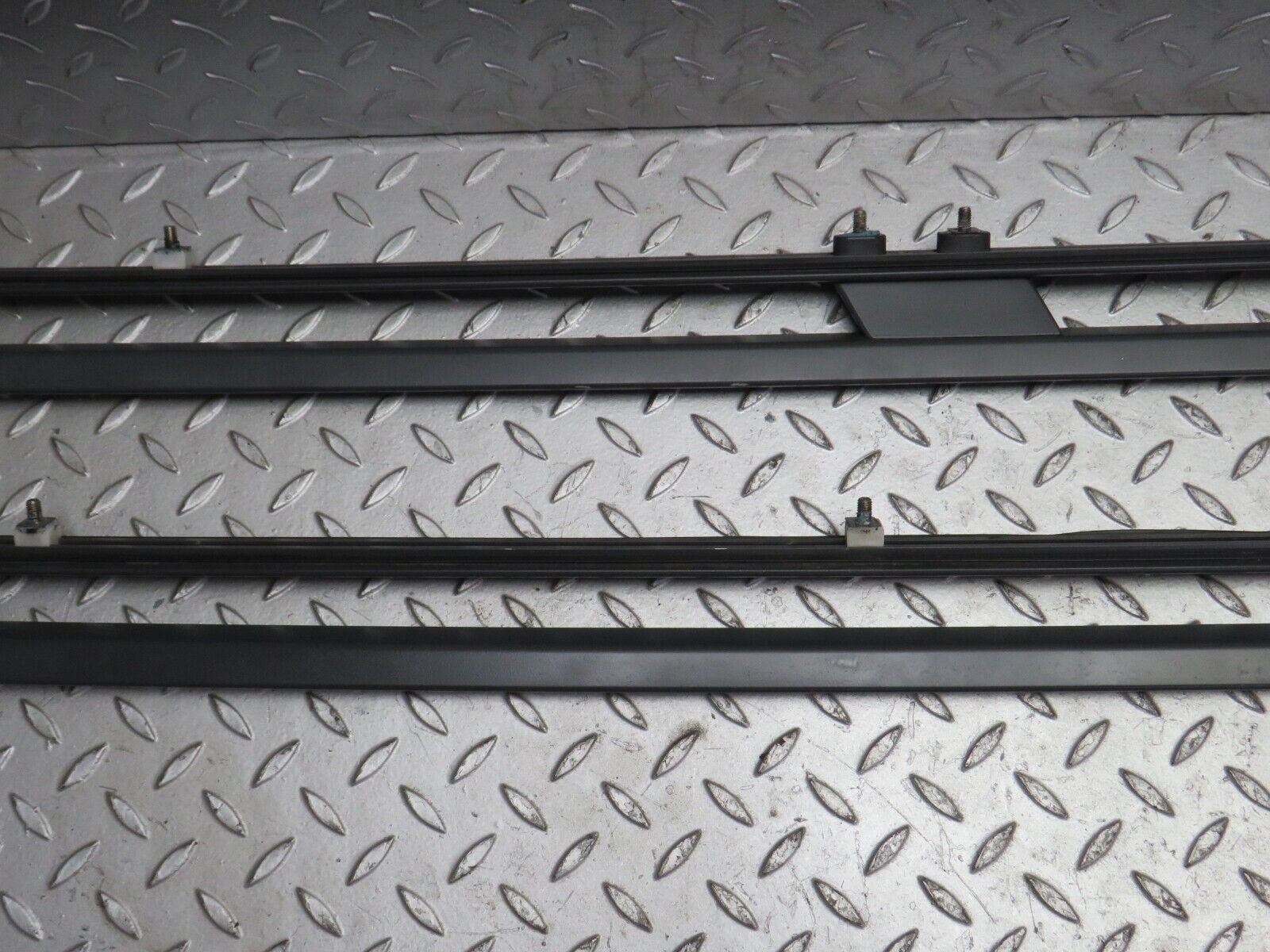 32584 Mercedes-Benz S124 300TE Wagon Roof Rack Rails Pair