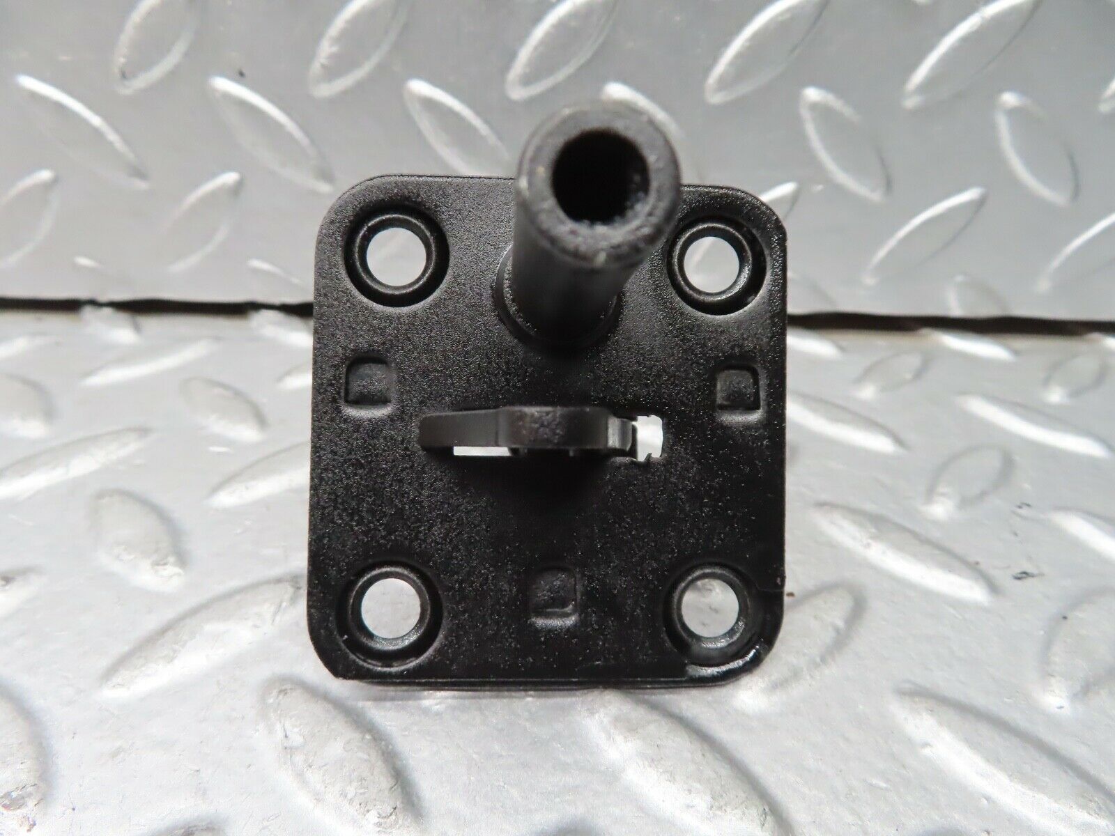 21633 Mercedes-Benz W123 230E Bonnet Lock Latch