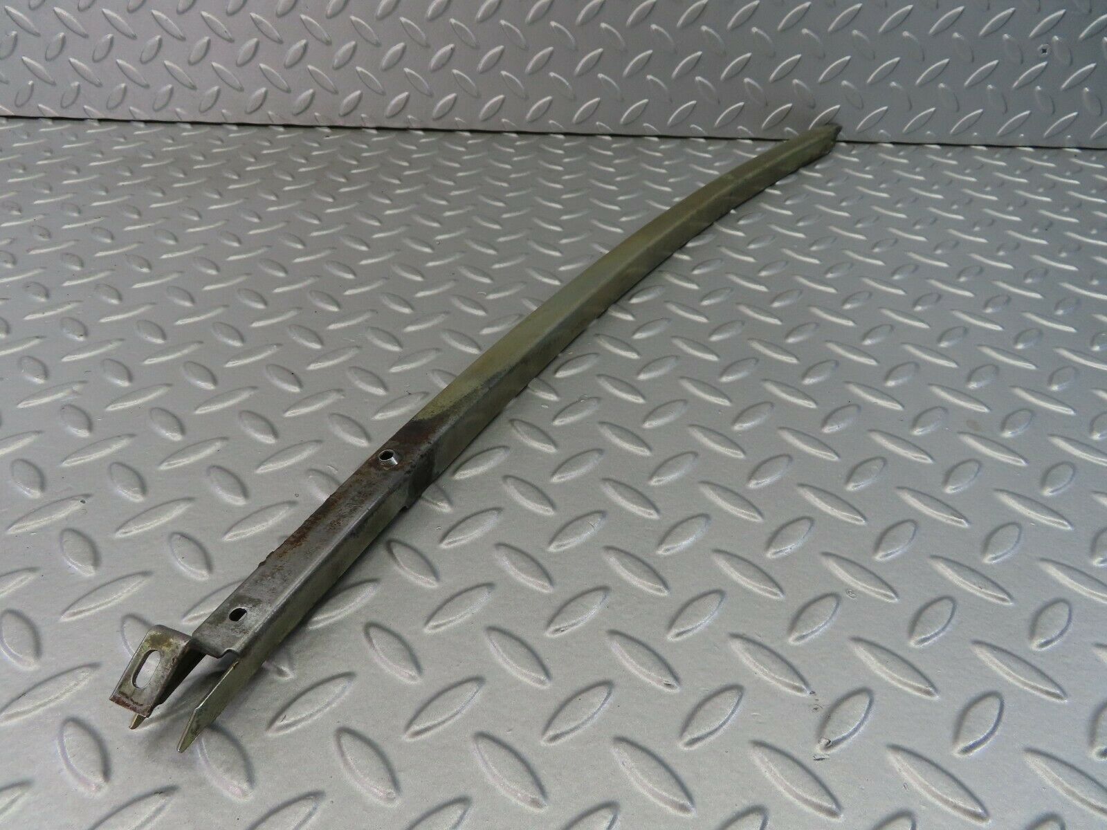 7282 Mercedes-Benz W116 450SE Front Left Window Channel