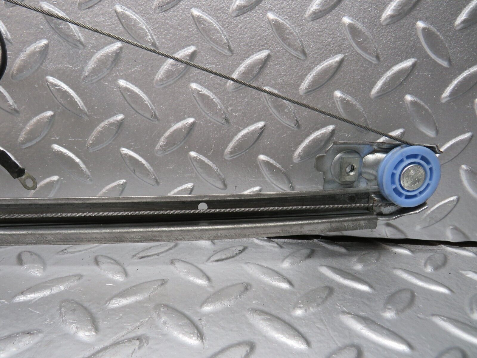 31195 Mercedes-Benz S124 220TE Rear Left Window Reg. & Motor 774.30016/27