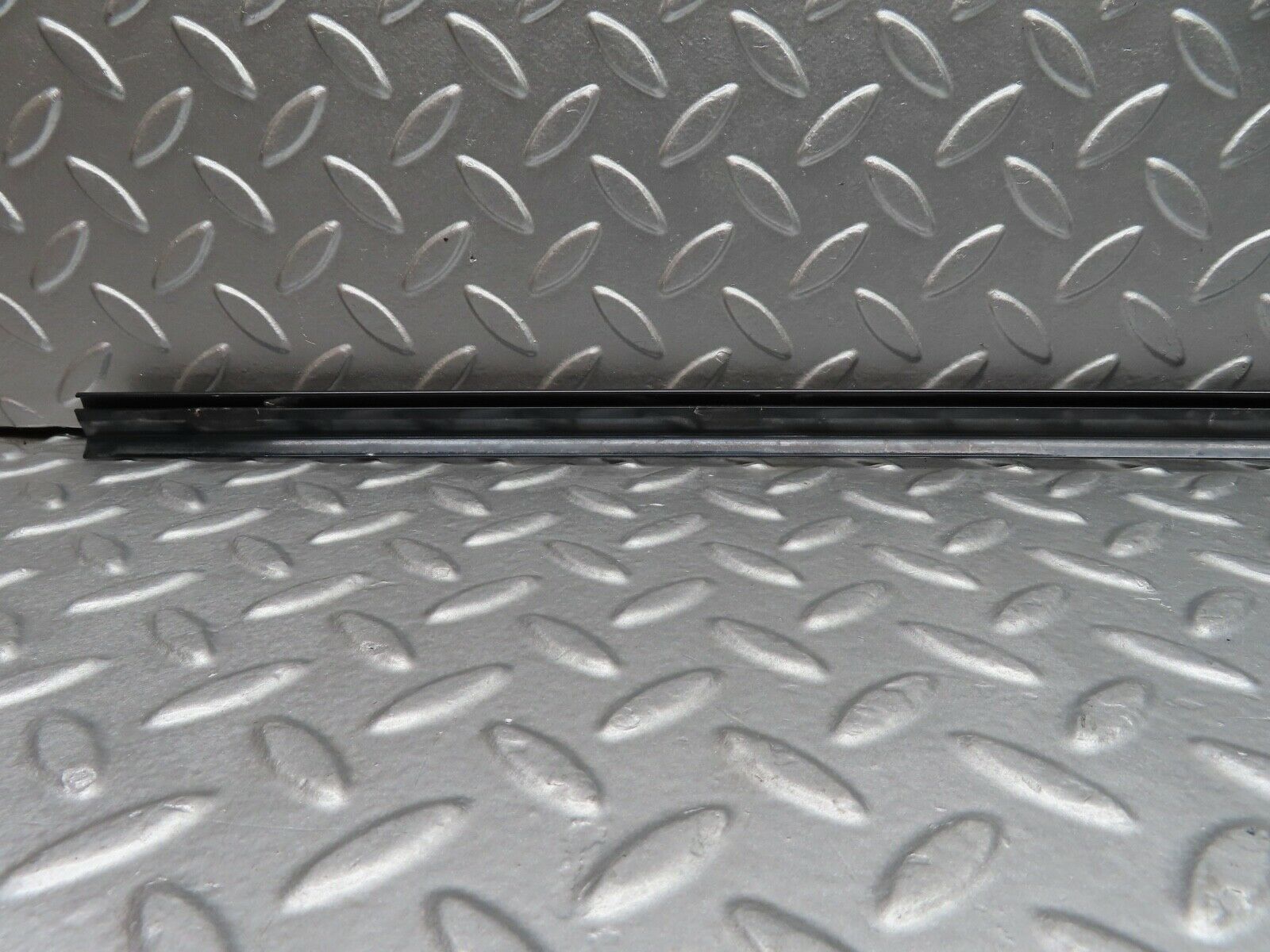 20162 Mercedes-Benz R129 300SL Coupe Left Door Chrome Moulding Trim