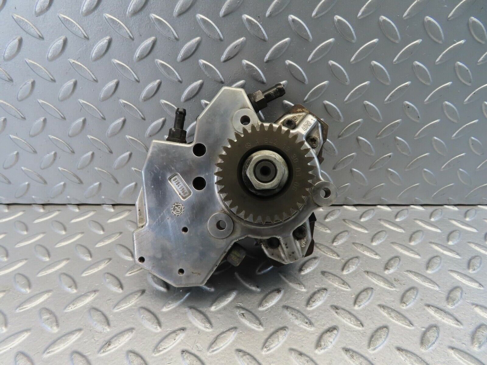 11265 Mercedes-Benz W221 S320 High Pressure Fuel Pump